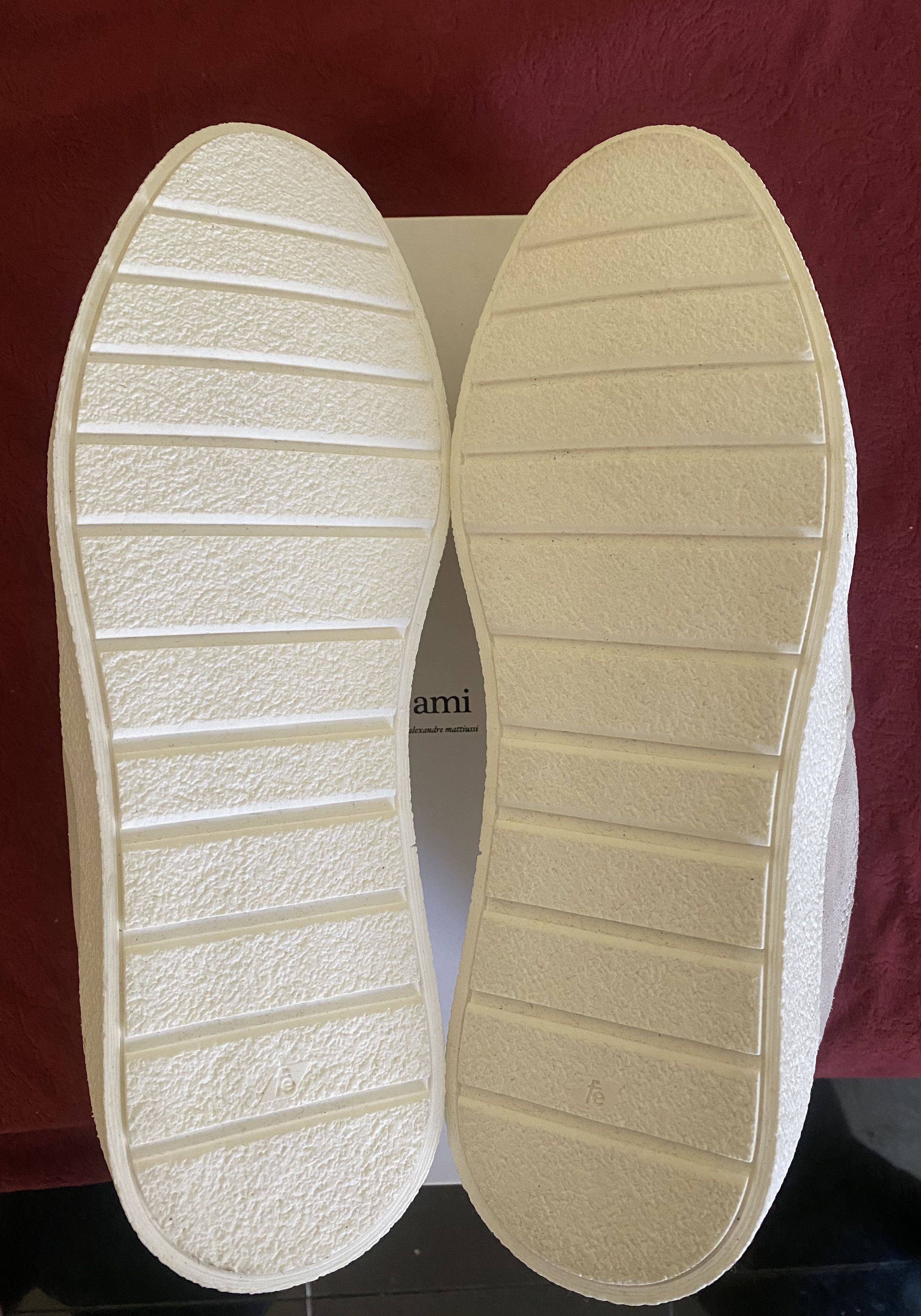 AMI Ami De Coeur Low Top Sneakers Size US 12 / EU 45 - 11 Thumbnail
