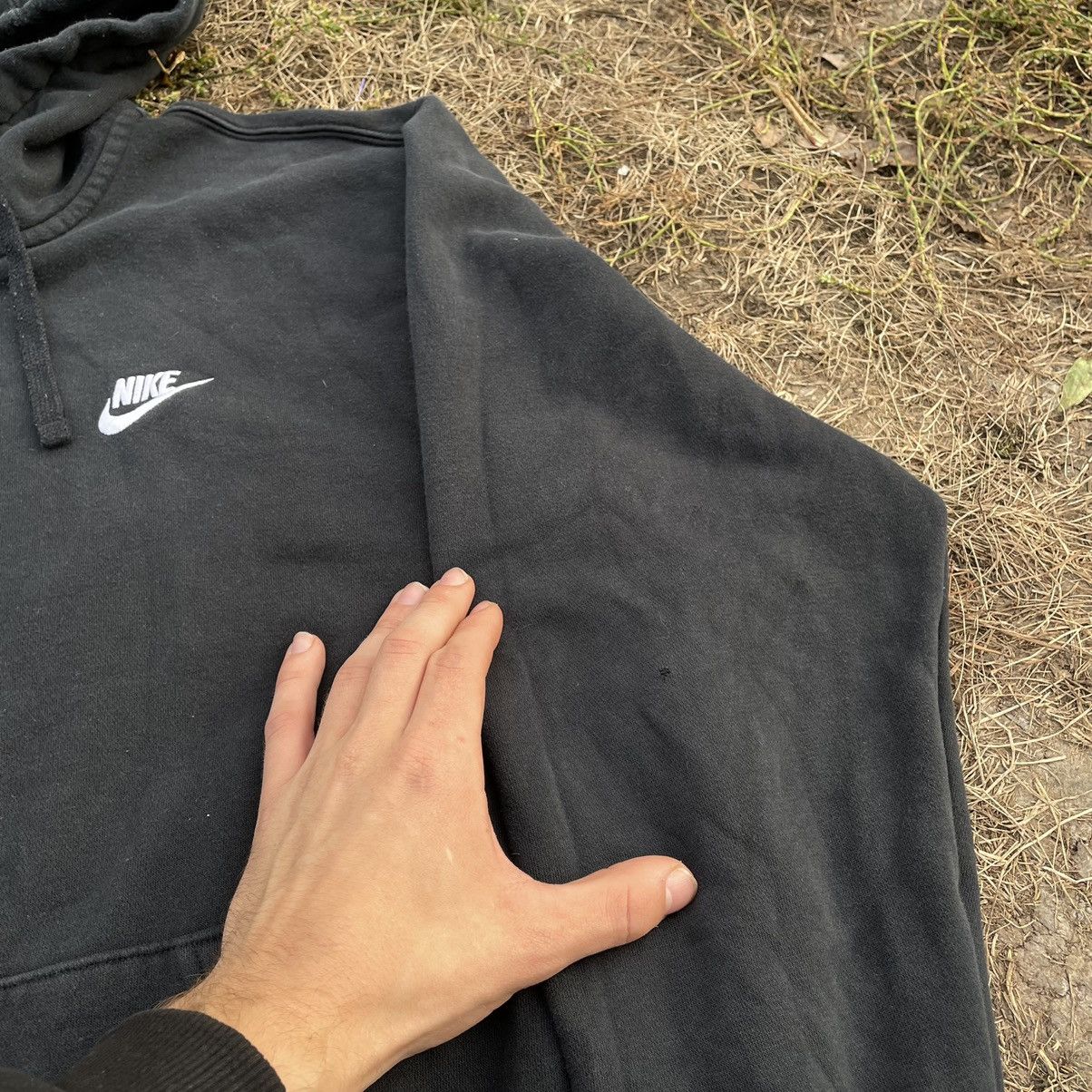 Vintage Vintage 90s Sun Faded Nike Logo Crewneck Travis Kanyewest Size US XL / EU 56 / 4 - 5 Thumbnail