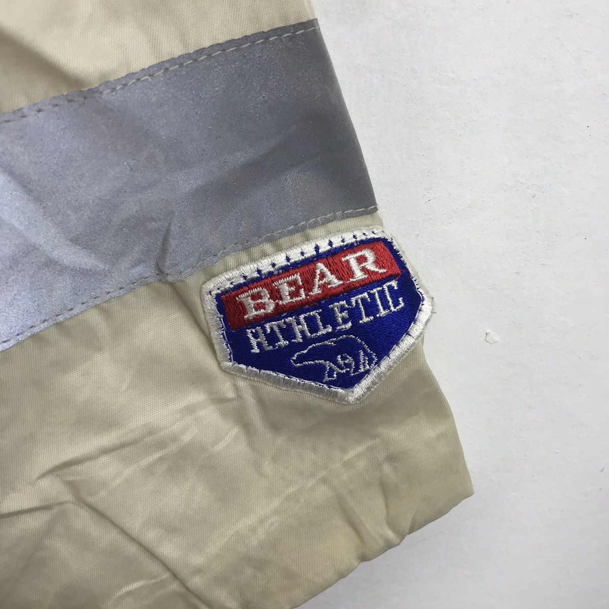 Vintage Vintage 90s BEAR ATHLETIC USA WindbreakerCoach JacketVarsity Size US M / EU 48-50 / 2 - 6 Thumbnail