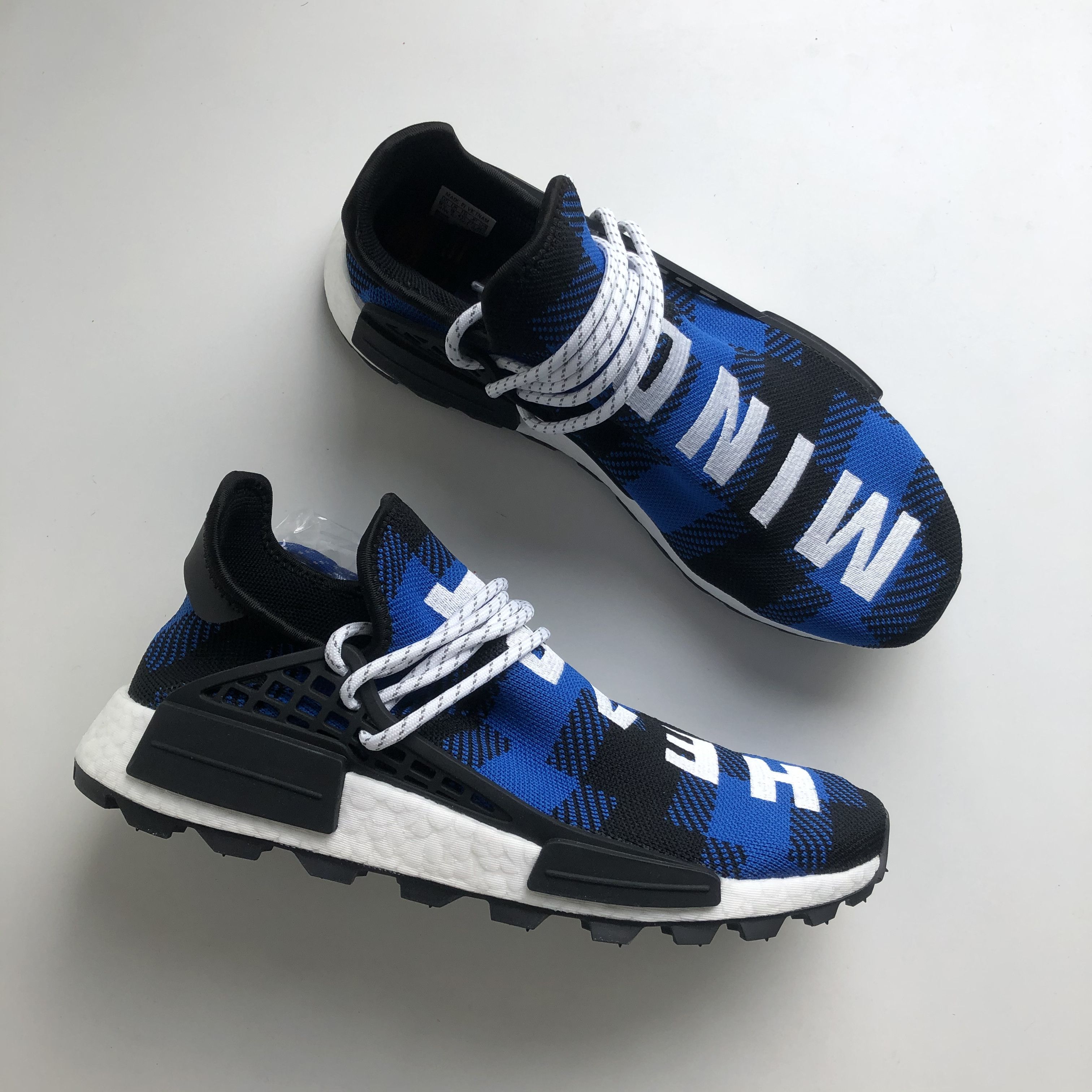 Adidas NMD Hu Pharrell x BBC Blue Plaid US 9 1/2 EU 43 1/3