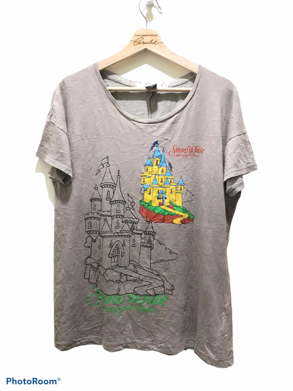 Disney Uniqlo x Undercover Snow White And The Seven Dwarfs Size US XL / EU 56 / 4 - 1 Thumbnail