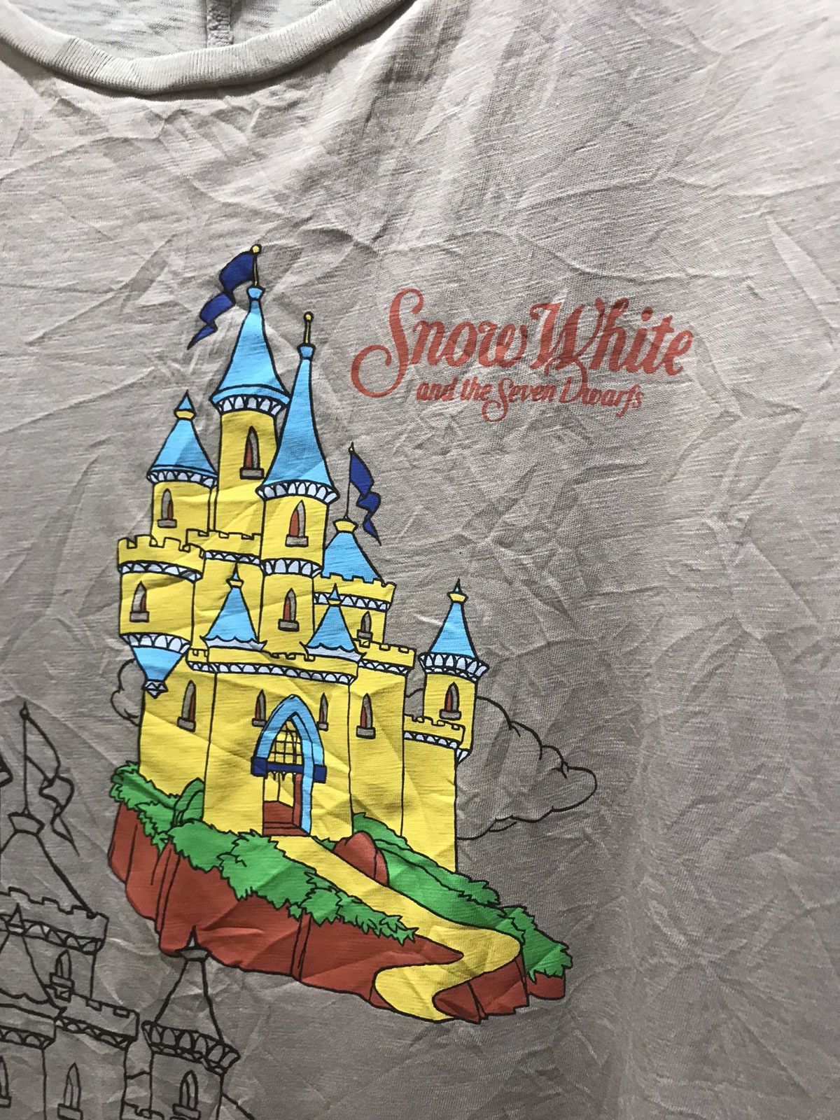 Disney Uniqlo x Undercover Snow White And The Seven Dwarfs Size US XL / EU 56 / 4 - 6 Thumbnail