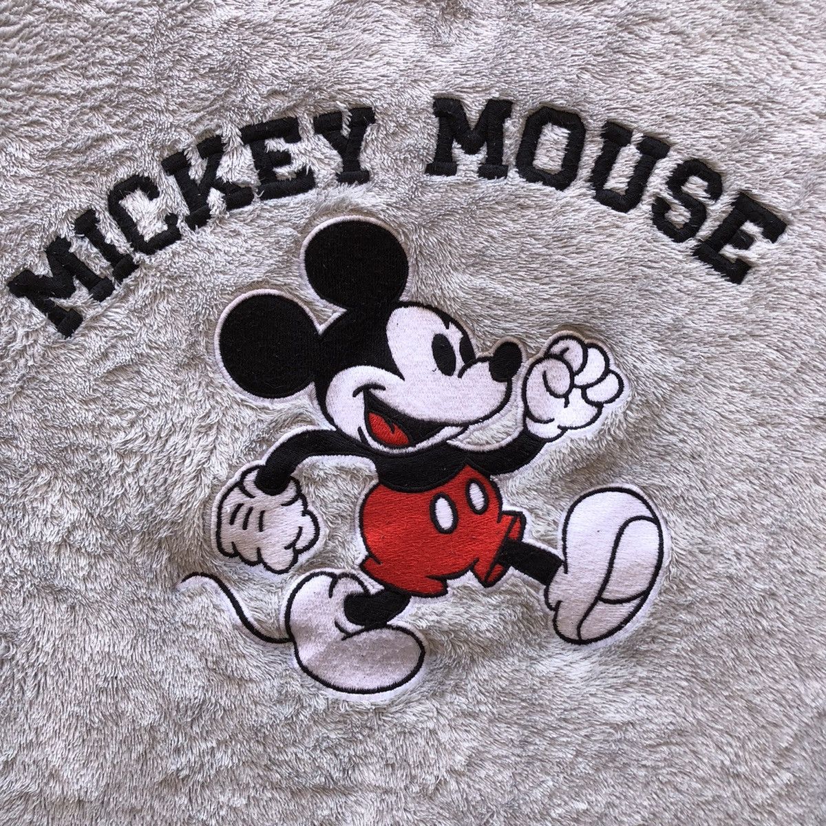 Anime GU x Disney Mickey Mouse Embroidered Fleece Long Sleeve Tee Size M / US 6-8 / IT 42-44 - 4 Thumbnail