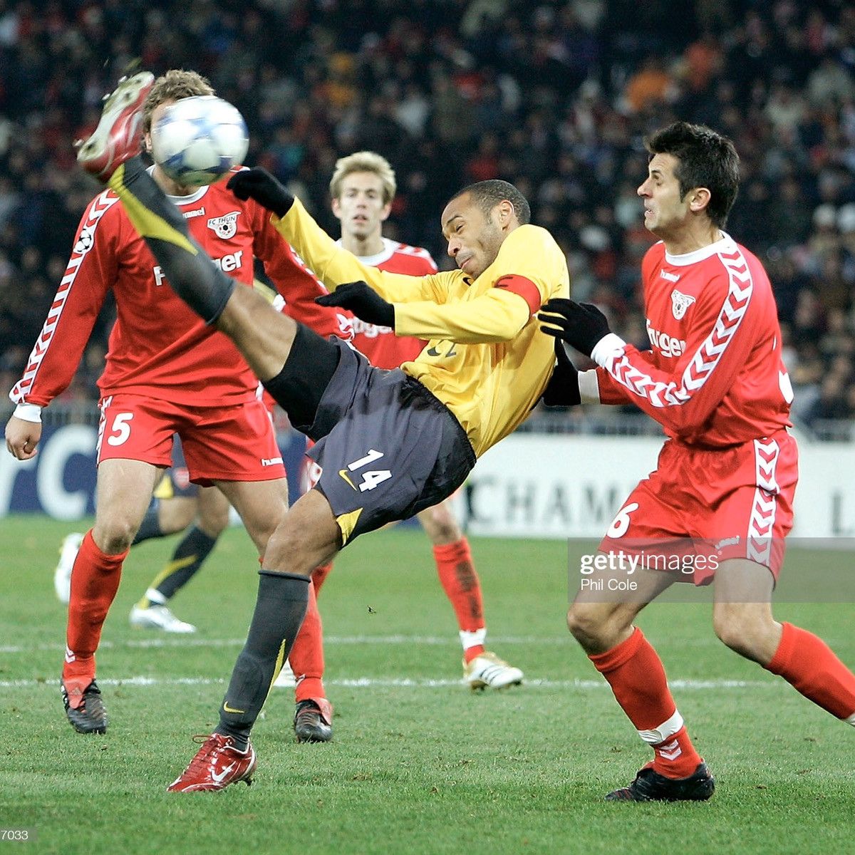 Hummel × Vintage 2005 2006 Thun MATCH ISSUE Gerber Hummel Soccer Jersey Size US L / EU 52-54 / 3 - 3 Thumbnail