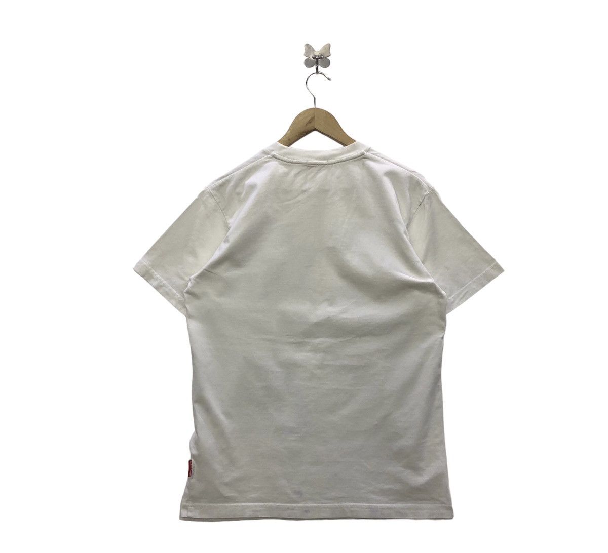Barbara Kruger Uniqlo X Barbara Kruger X Rare Against The Machine Tshirt Size US M / EU 48-50 / 2 - 2 Thumbnail