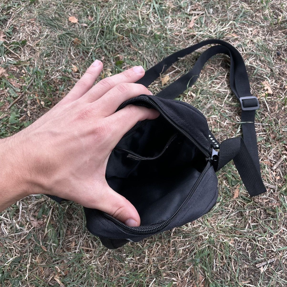 Vintage Y2K Black Nylon Crossbody Shoulder Bag Streetwear Slim OS Size ONE SIZE - 6 Thumbnail