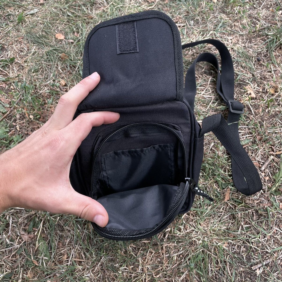 Vintage Y2K Black Nylon Crossbody Shoulder Bag Streetwear Slim OS Size ONE SIZE - 4 Thumbnail