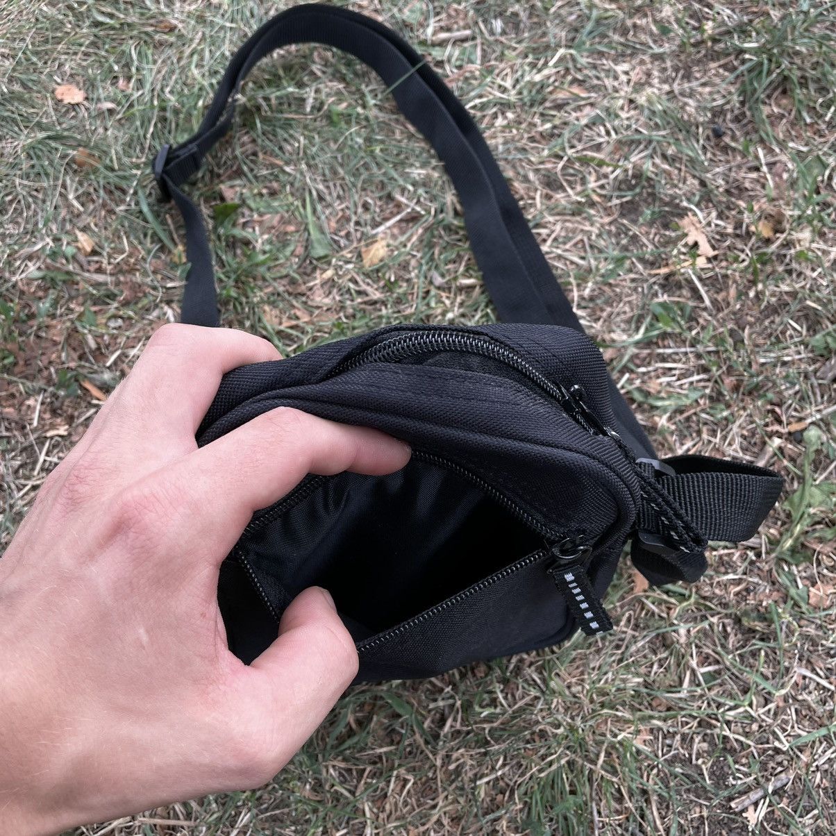 Vintage Y2K Black Nylon Crossbody Shoulder Bag Streetwear Slim OS Size ONE SIZE - 8 Thumbnail