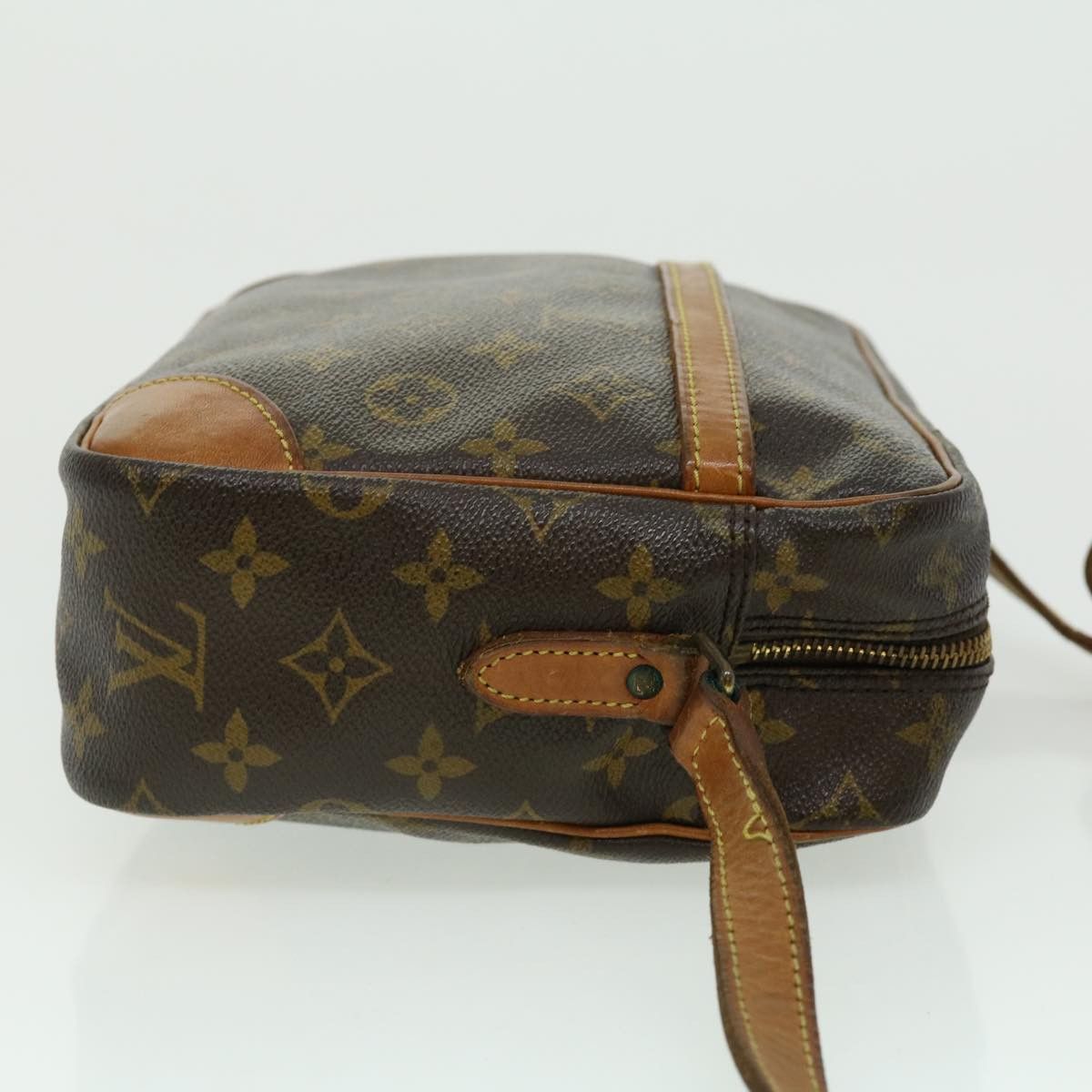 Louis Vuitton Monogram Crossbody Bag Size ONE SIZE - 4 Thumbnail