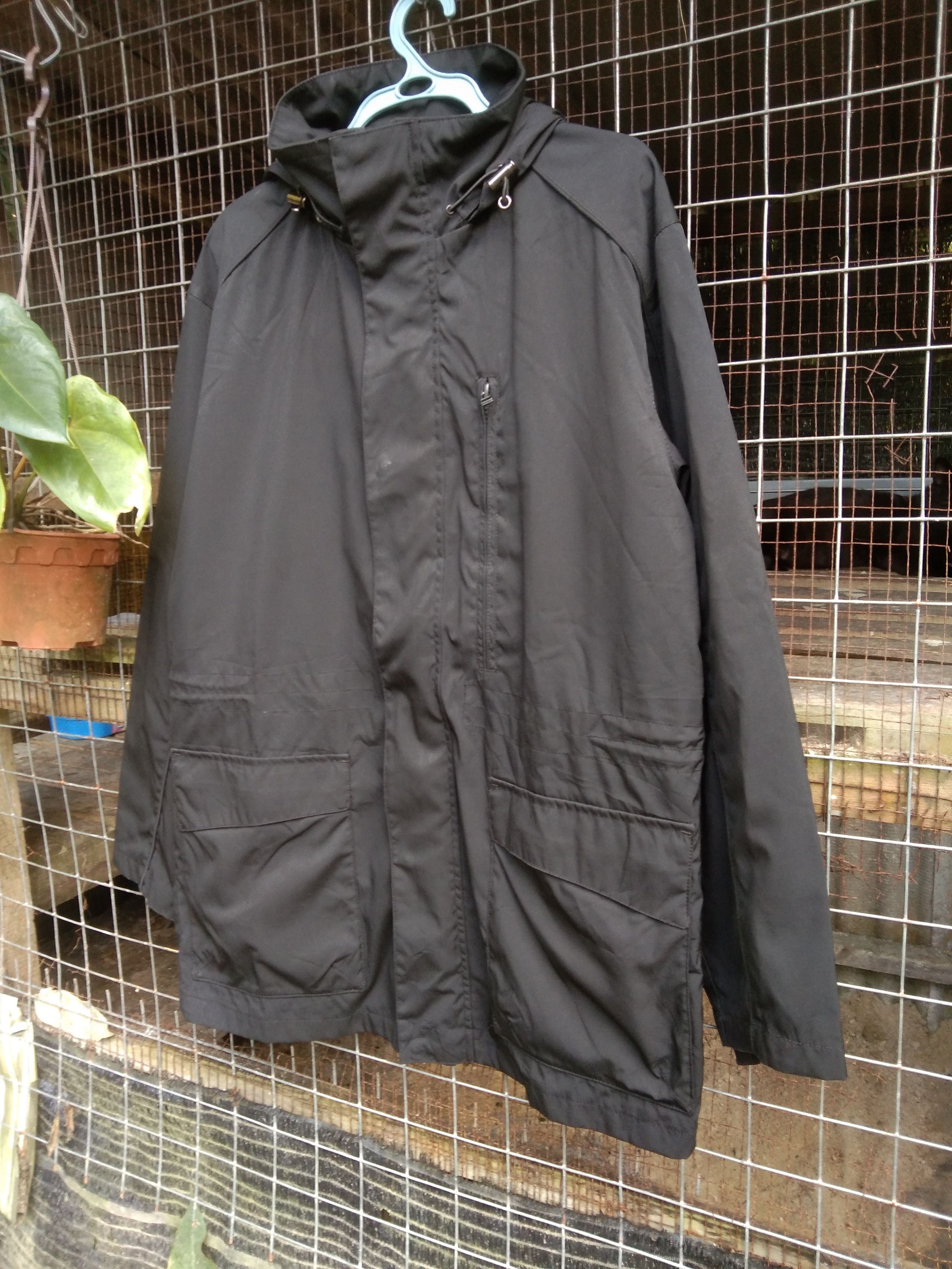 Japanese Brand UNIQLO MEN'S PARKA LIGHT JACKET Size US M / EU 48-50 / 2 - 2 Thumbnail