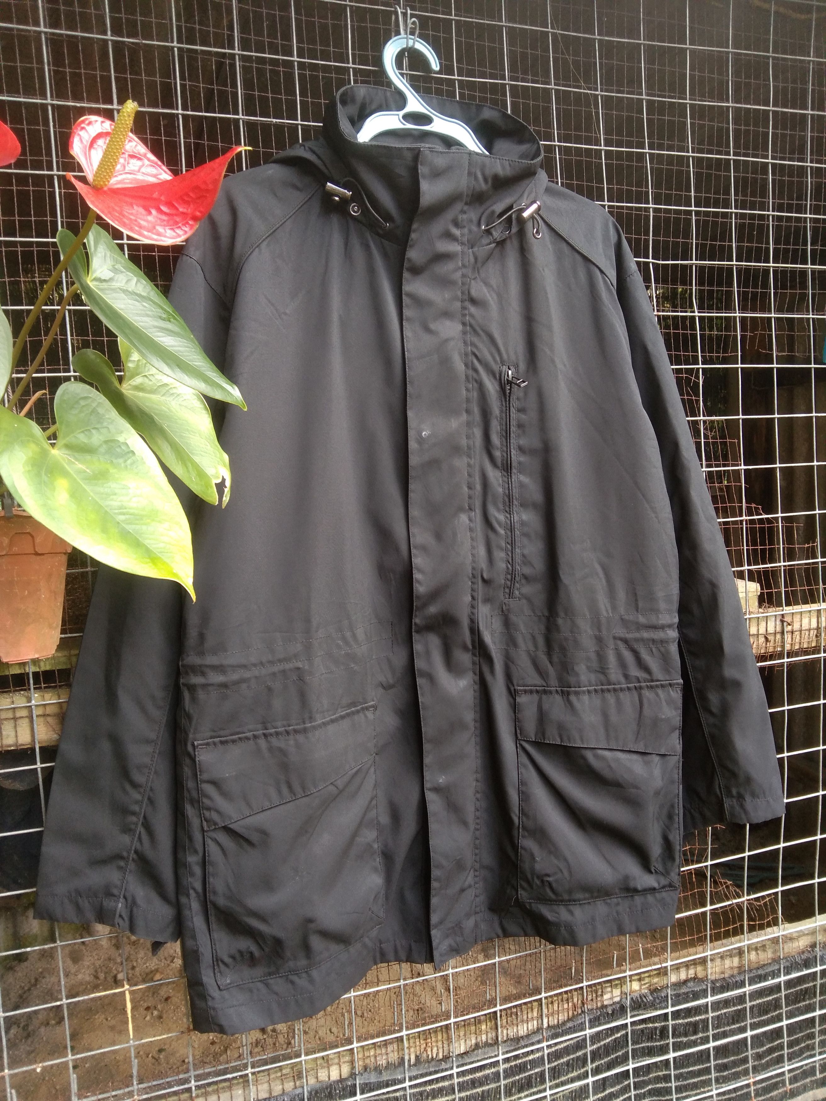 Japanese Brand UNIQLO MEN'S PARKA LIGHT JACKET Size US M / EU 48-50 / 2 - 3 Thumbnail