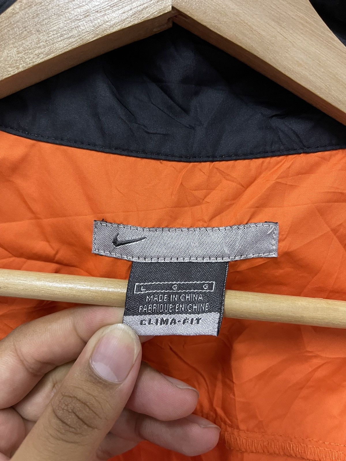 Nike × Vintage Vintage Nike Swoosh Mini Logo Y2k Windbreaker Jacket Size US L / EU 52-54 / 3 - 9 Thumbnail