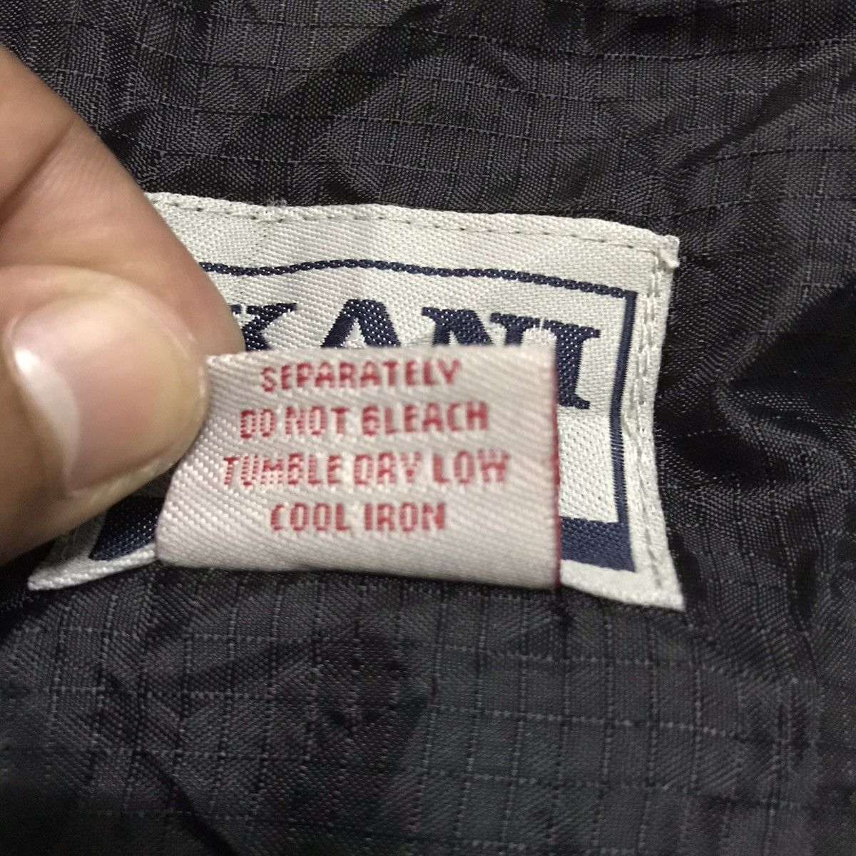 Karl Kani Karl Kani Nice Big Logo Zipper Jacket Size US L / EU 52-54 / 3 - 16 Thumbnail