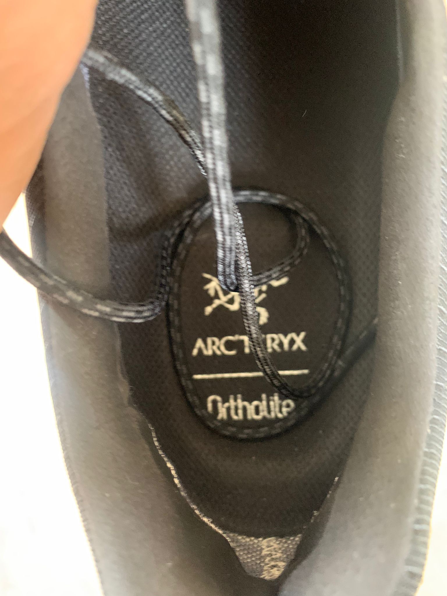 Konseal FL GTX in Black