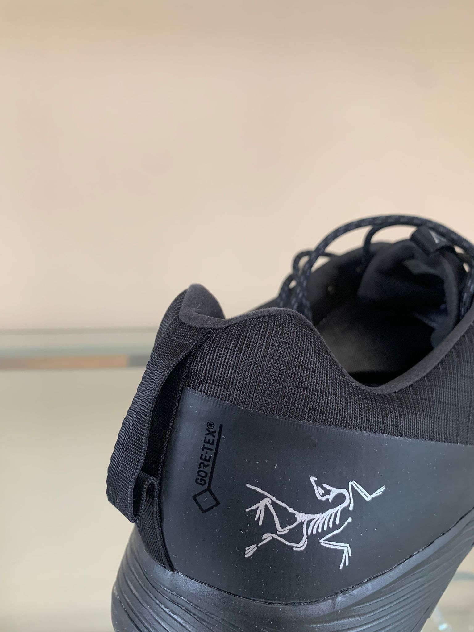 Konseal FL GTX in Black