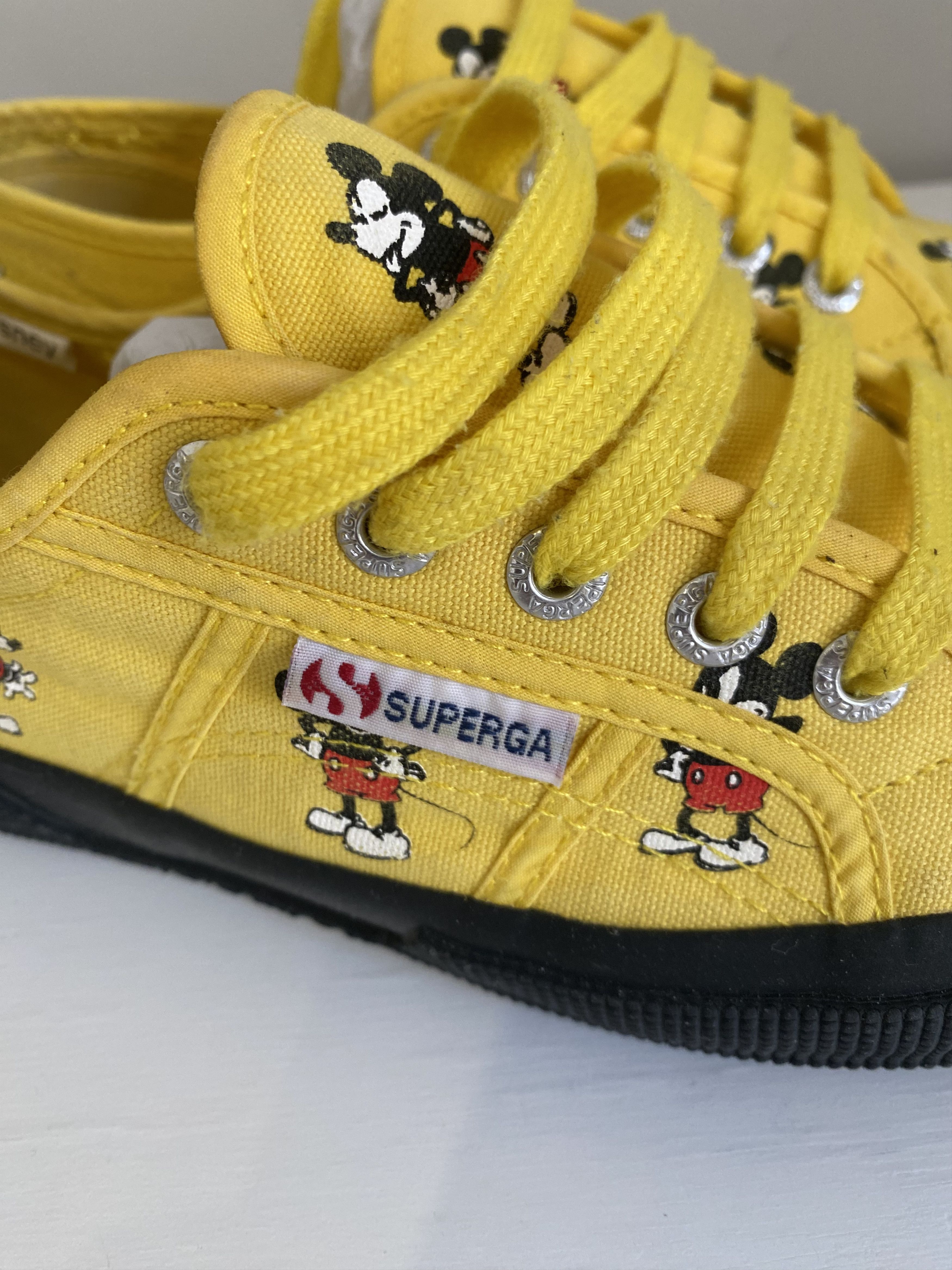 Superga Superga Disney Mickey Mouse Low Top Sneaker Size US 7.5 / IT 37.5 - 3 Thumbnail
