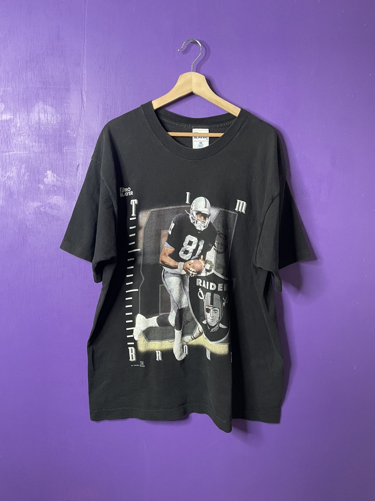 Image of Nfl x Pro Player Vintage Pro Player Oakland Raider Tim Brown Player T-Shirt in Black (Size XL)