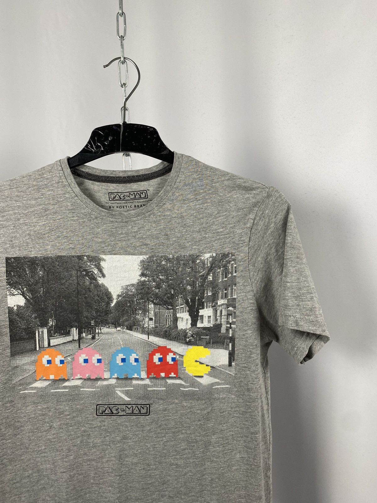 Band Tees The Beatles x pac man gray T-shirts band tee rock tee size M Size US S / EU 44-46 / 1 - 2 Thumbnail