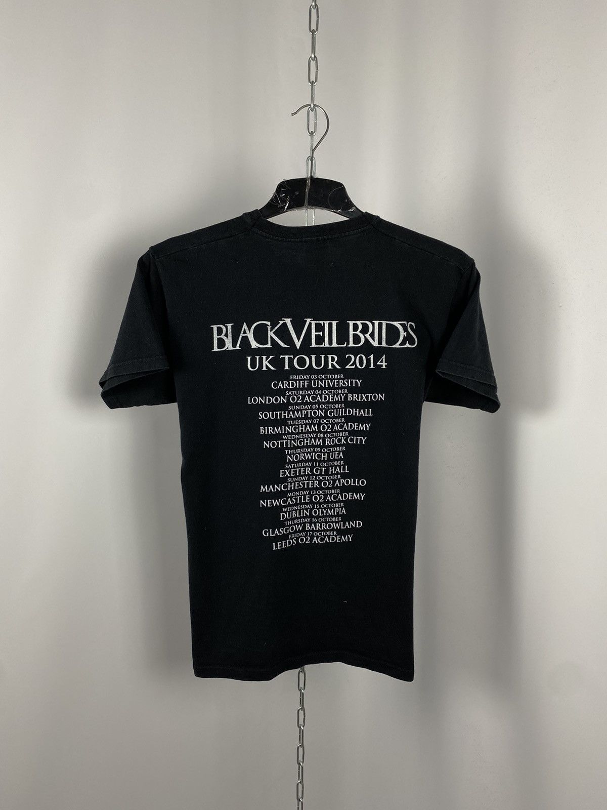 Band Tees Black veil brides vintage band tee rock tee big logo size M Size US M / EU 48-50 / 2 - 6 Thumbnail