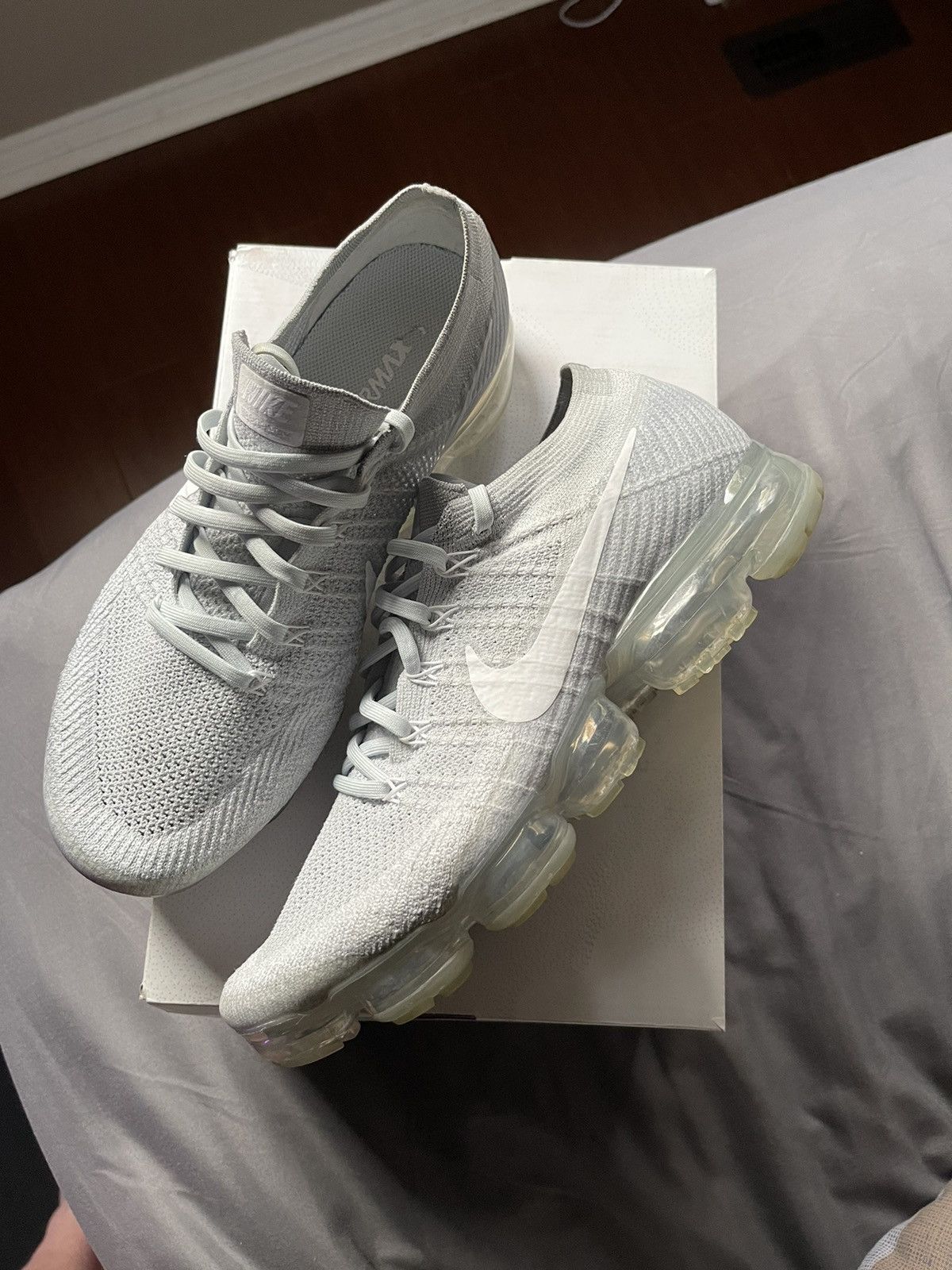 vapormax 1.0 pure platinum