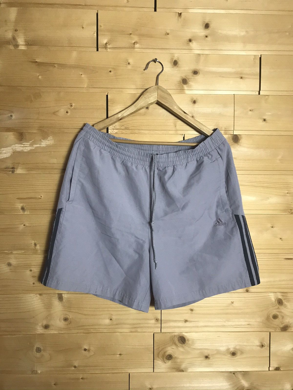 Vintage 2005 Vintage Adidas shorts Size US 34 / EU 50 - 1 Thumbnail