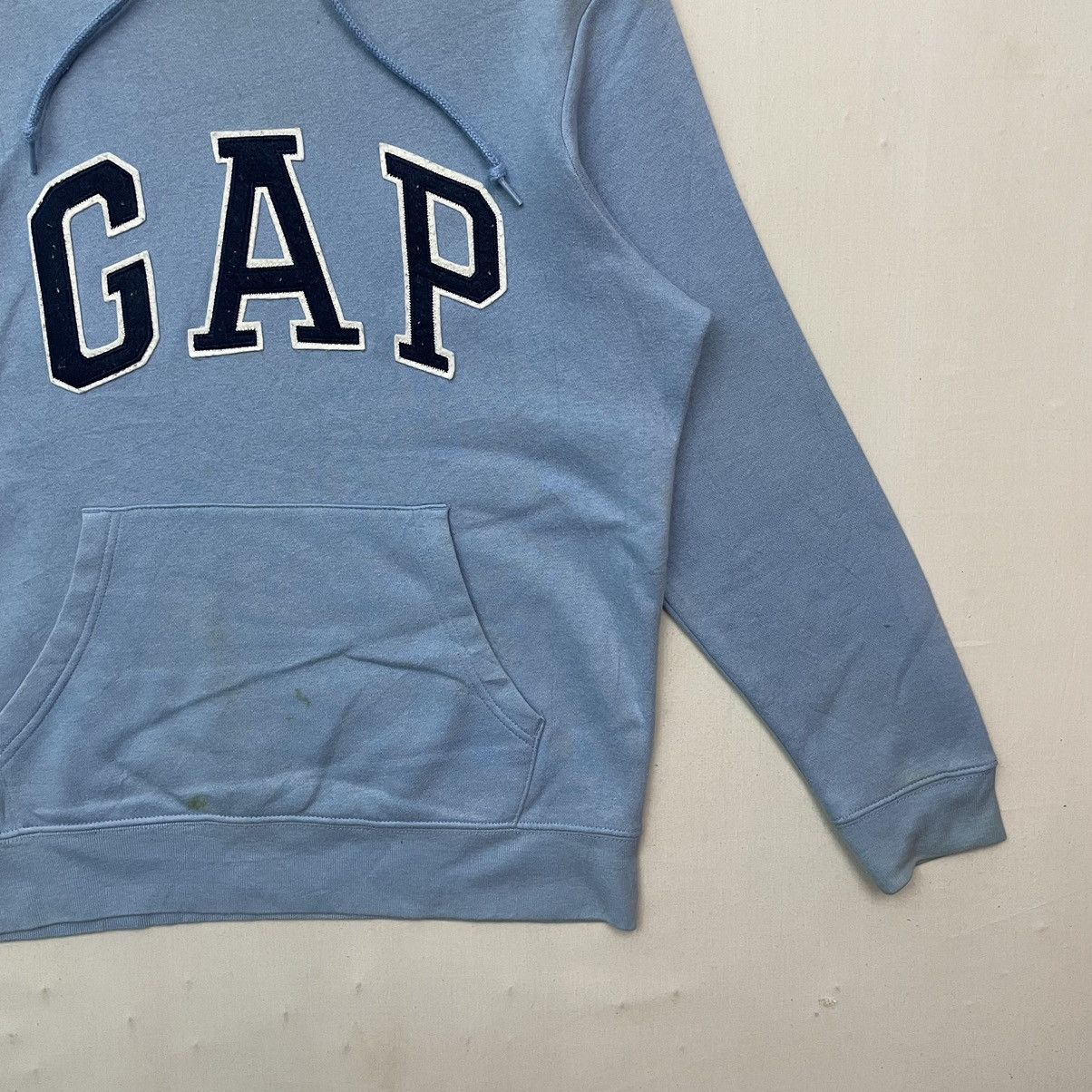 Gap × Vintage Vintage GAP Spell Out Big Logo Hoodie Sweatshirt Size US M / EU 48-50 / 2 - 4 Thumbnail