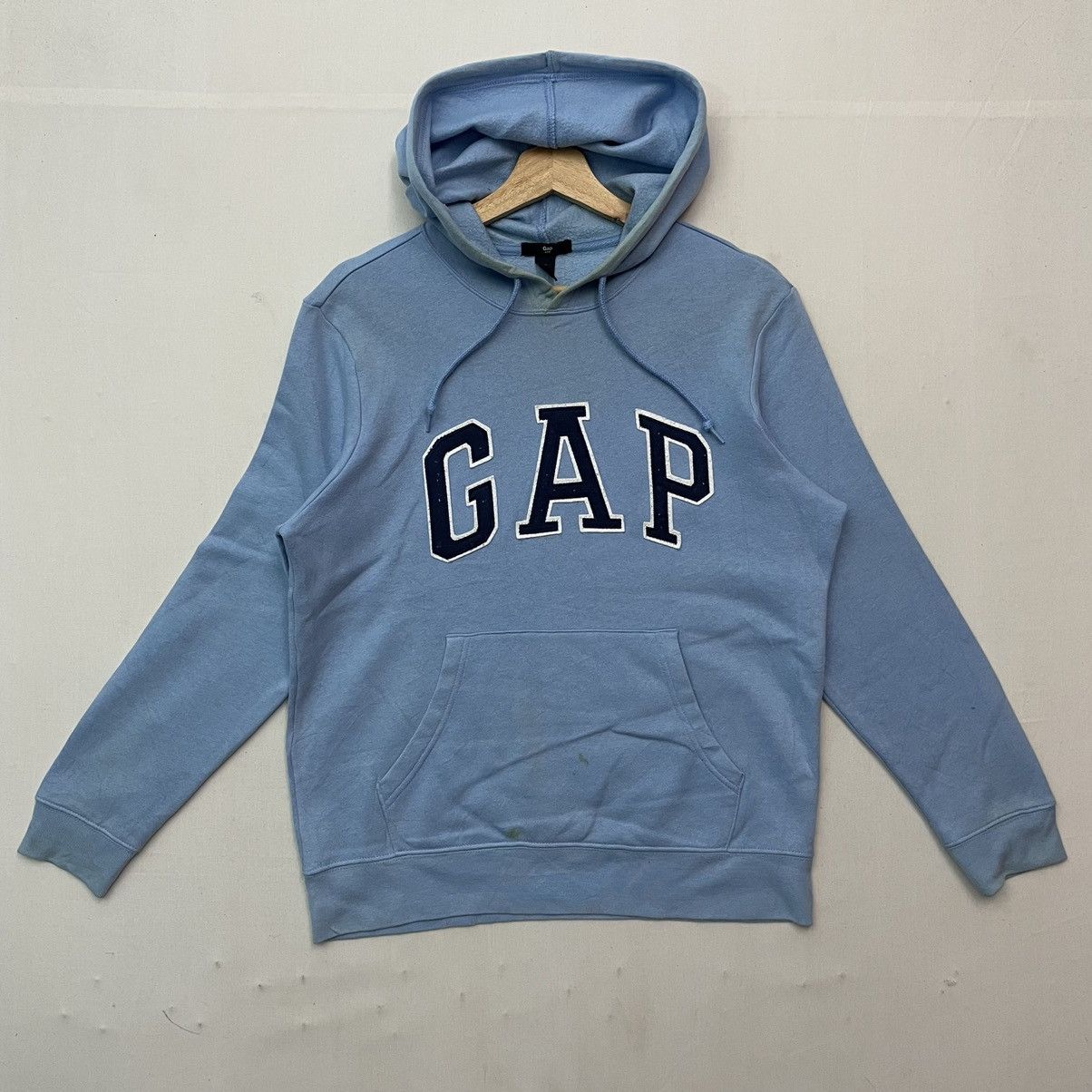 Gap × Vintage Vintage GAP Spell Out Big Logo Hoodie Sweatshirt Size US M / EU 48-50 / 2 - 1 Thumbnail