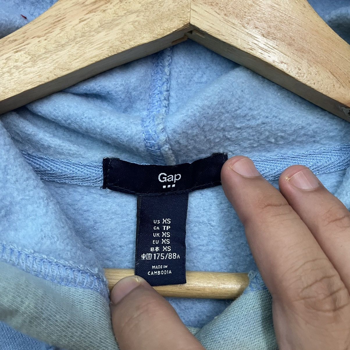 Gap × Vintage Vintage GAP Spell Out Big Logo Hoodie Sweatshirt Size US M / EU 48-50 / 2 - 7 Thumbnail