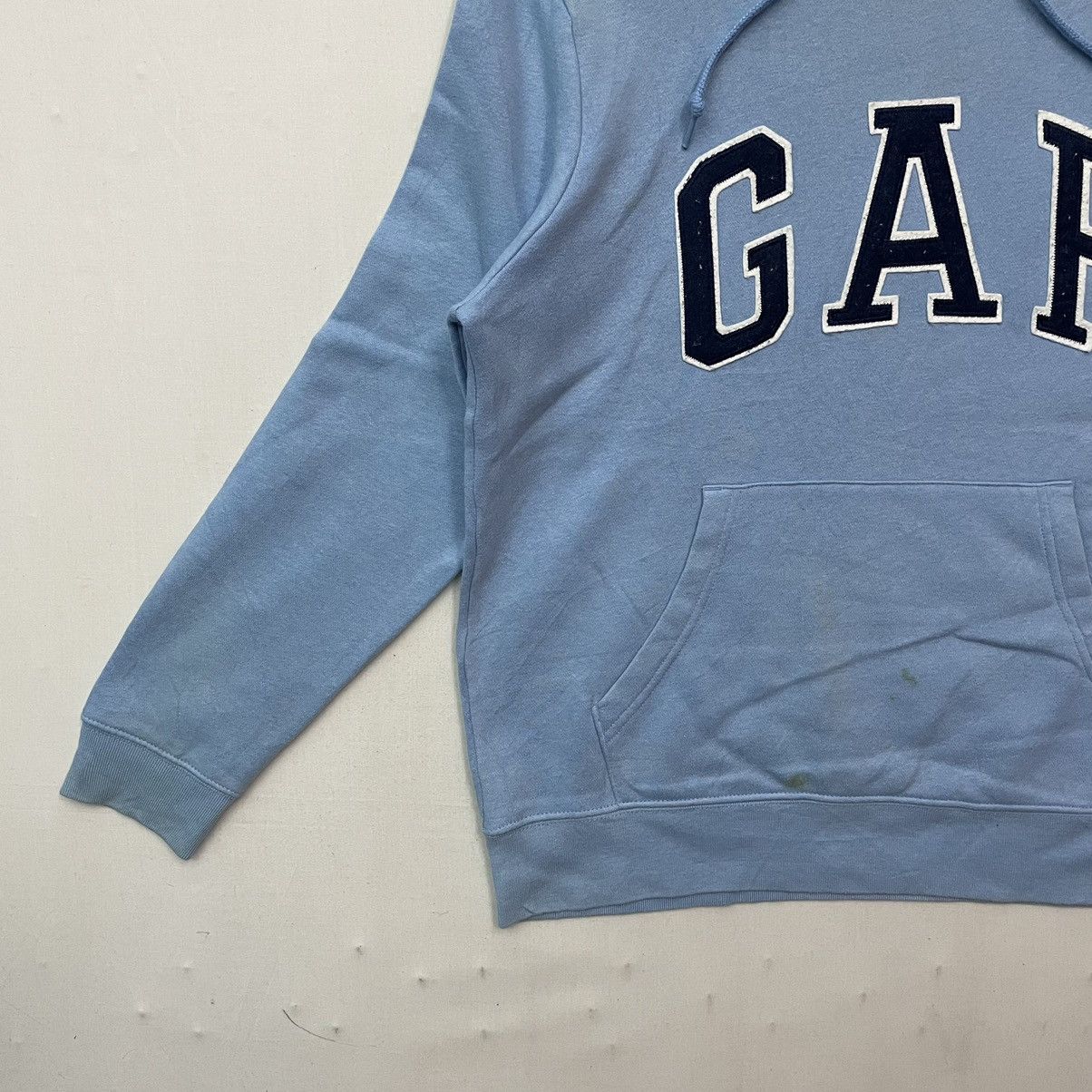Gap × Vintage Vintage GAP Spell Out Big Logo Hoodie Sweatshirt Size US M / EU 48-50 / 2 - 3 Thumbnail