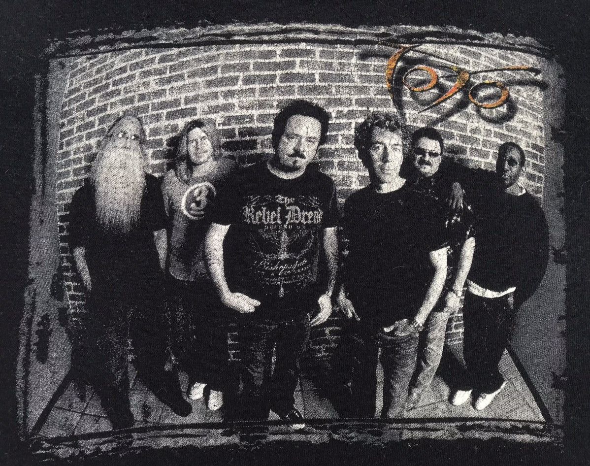 Band Tees Vintage Y2K Toto Merch T-Shirt Size US L / EU 52-54 / 3 - 7 Thumbnail