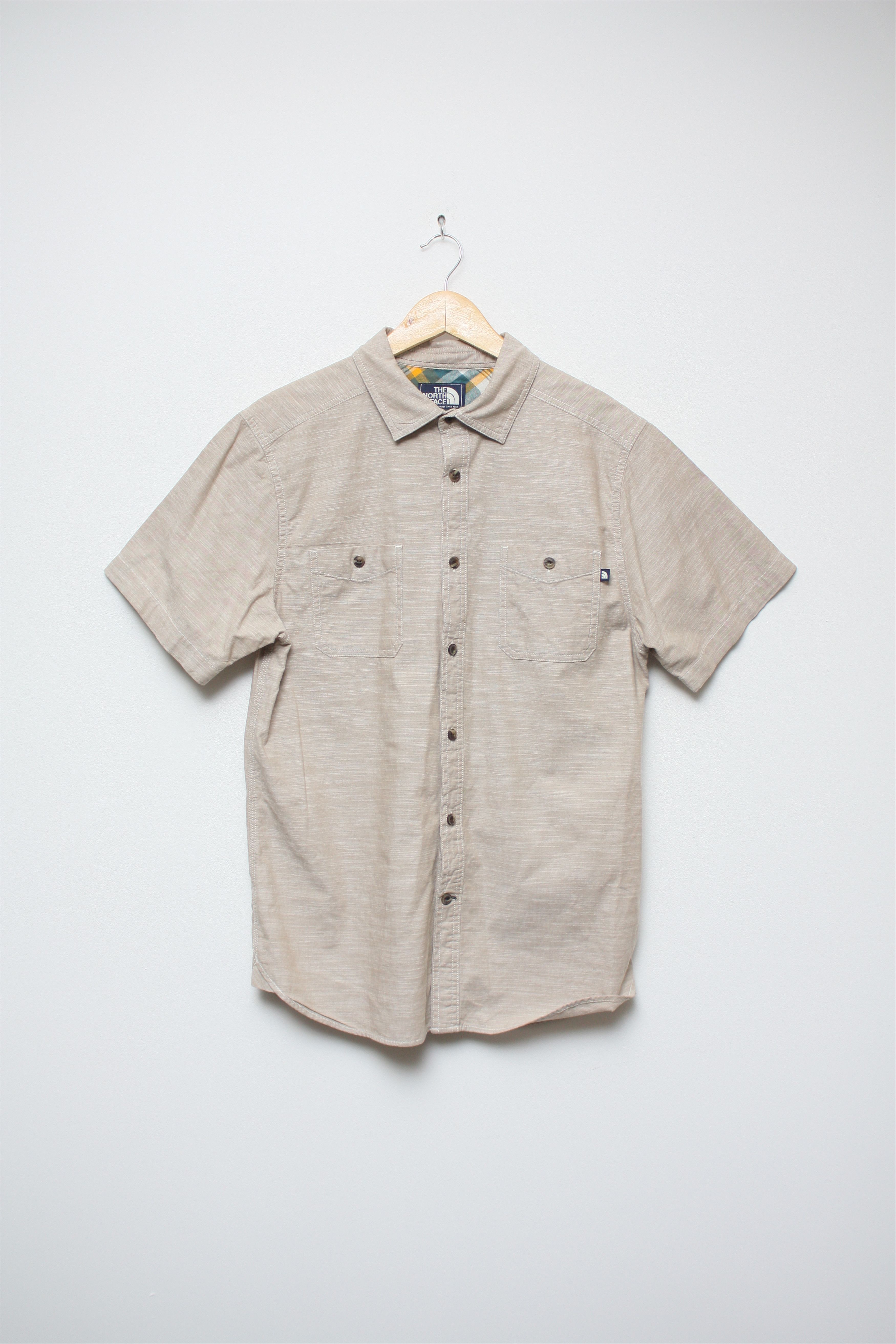 The North Face The North Face Beige Short Sleeve Shirt Size US M / EU 48-50 / 2 - 2 Thumbnail