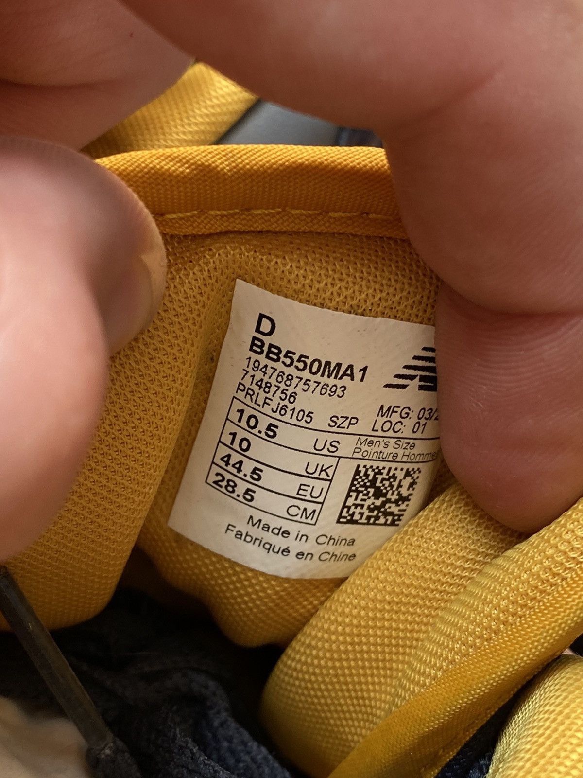 New Balance New Balance 550 michigan navy gold DEADSTOCK Size US 10.5 / EU 43-44 - 7 Thumbnail