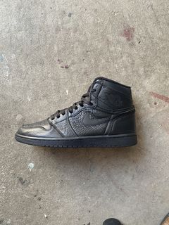 Jordan 1 high og triple outlet black