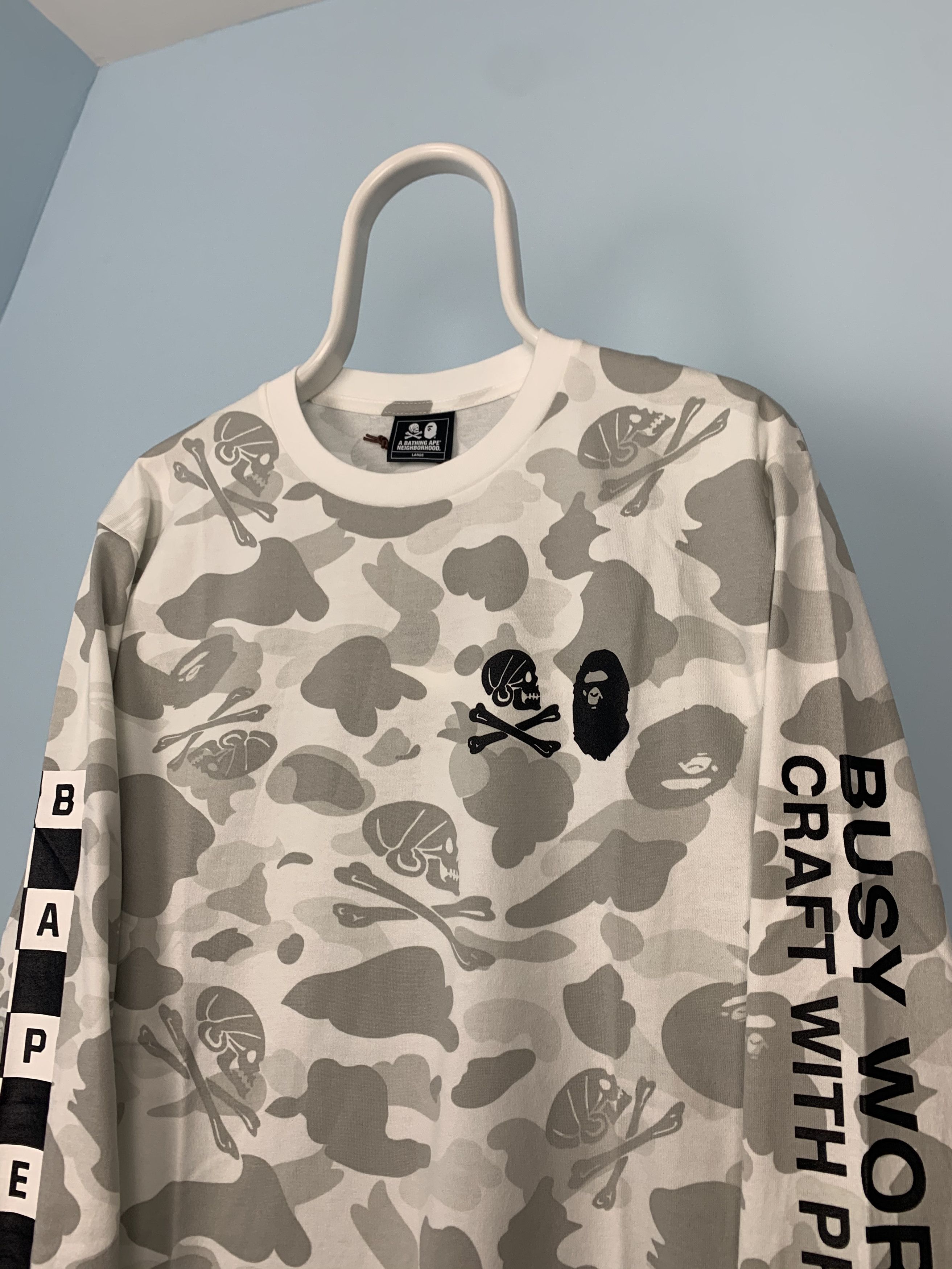 Bape × Neighborhood White Skull Camo Longsleeve Shirt Large Bape Neighborhood Size US L / EU 52-54 / 3 - 3 Thumbnail