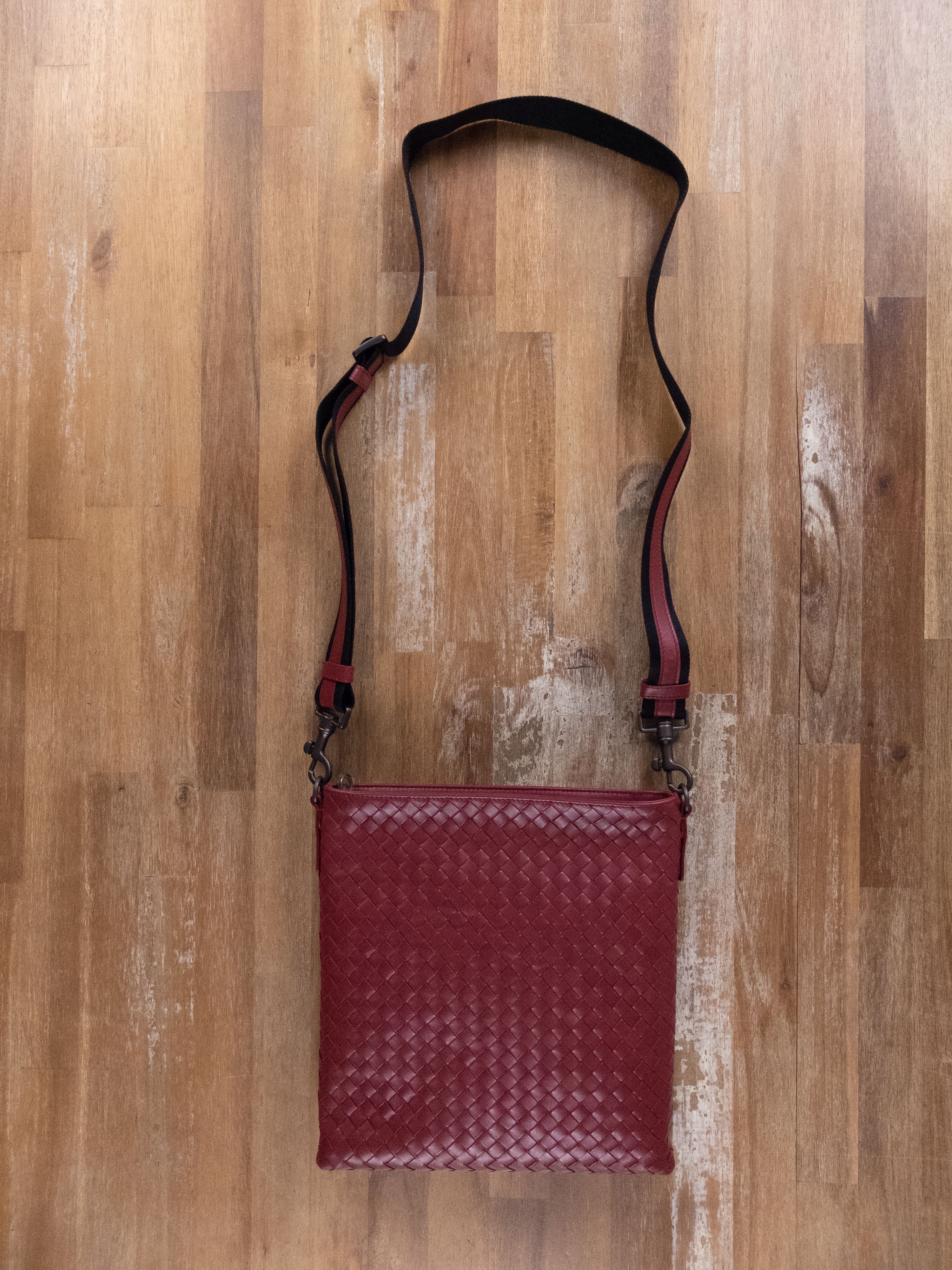 $1999 Bottega Veneta Red Woven Intrecciato Messenger Bag, Men's