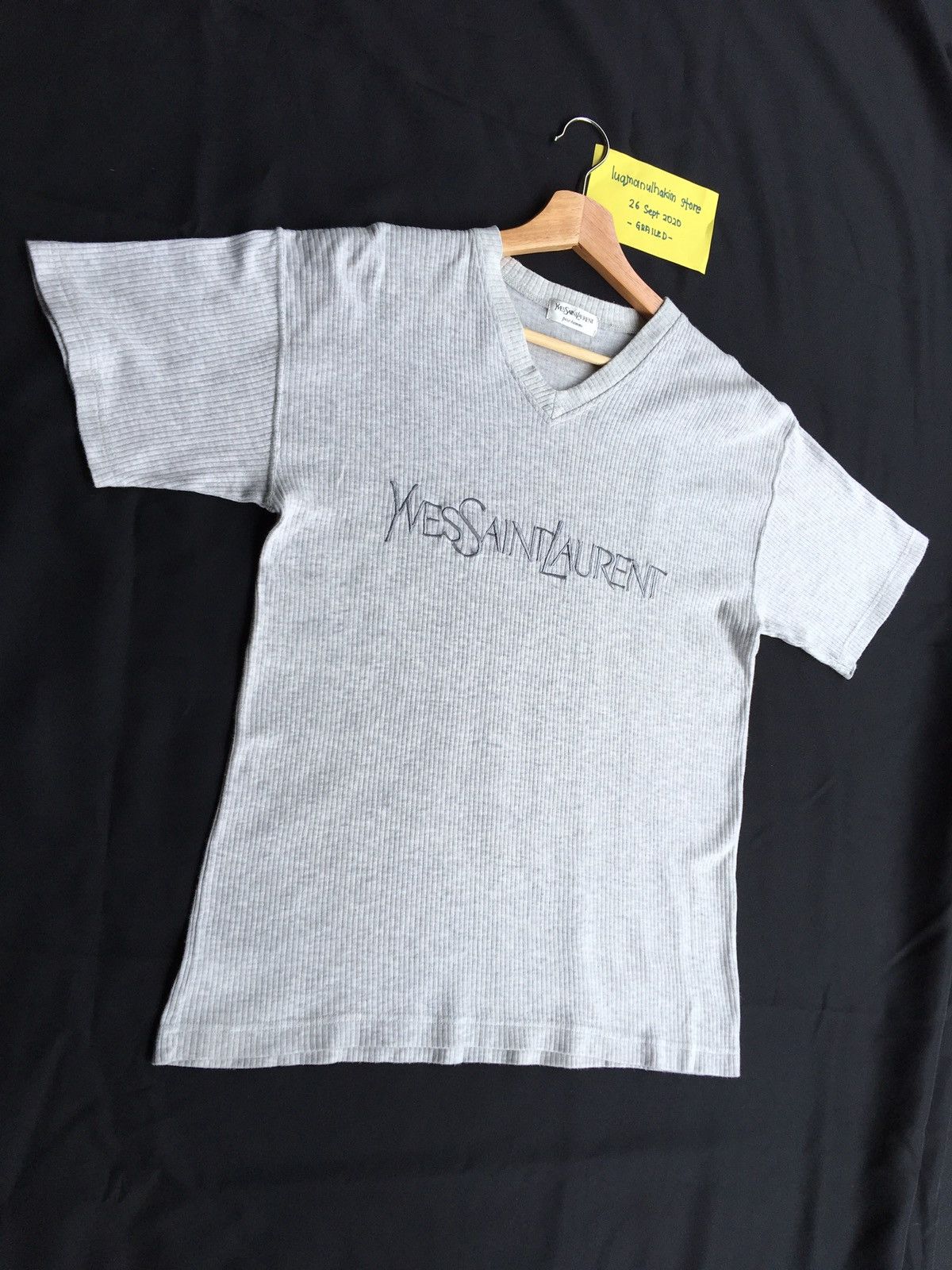 Yves Saint Laurent Rare YSL Yves Saint Laurent Embroidred Logo Spellout Tshirt Size US M / EU 48-50 / 2 - 4 Thumbnail