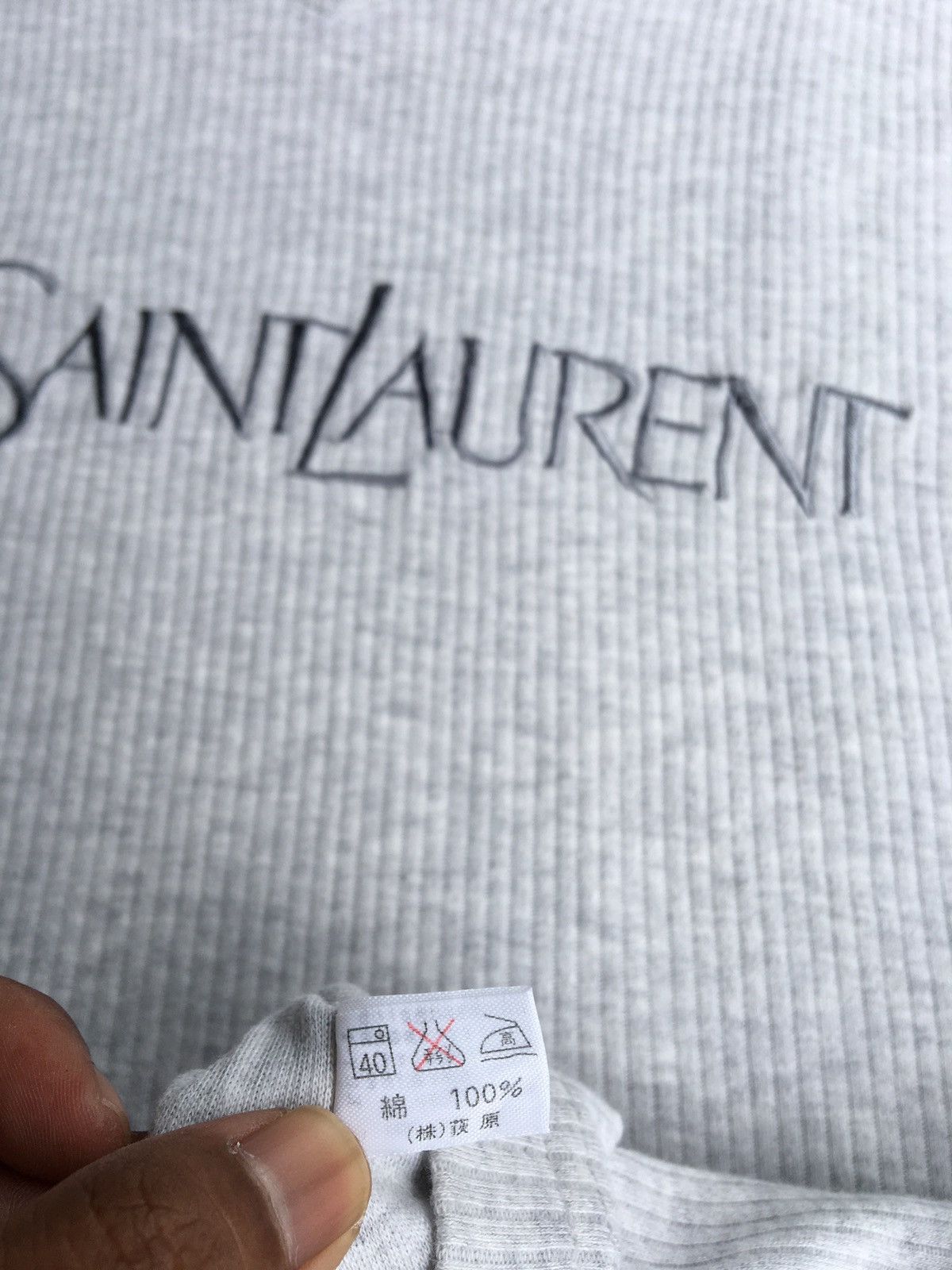 Yves Saint Laurent Rare YSL Yves Saint Laurent Embroidred Logo Spellout Tshirt Size US M / EU 48-50 / 2 - 9 Thumbnail
