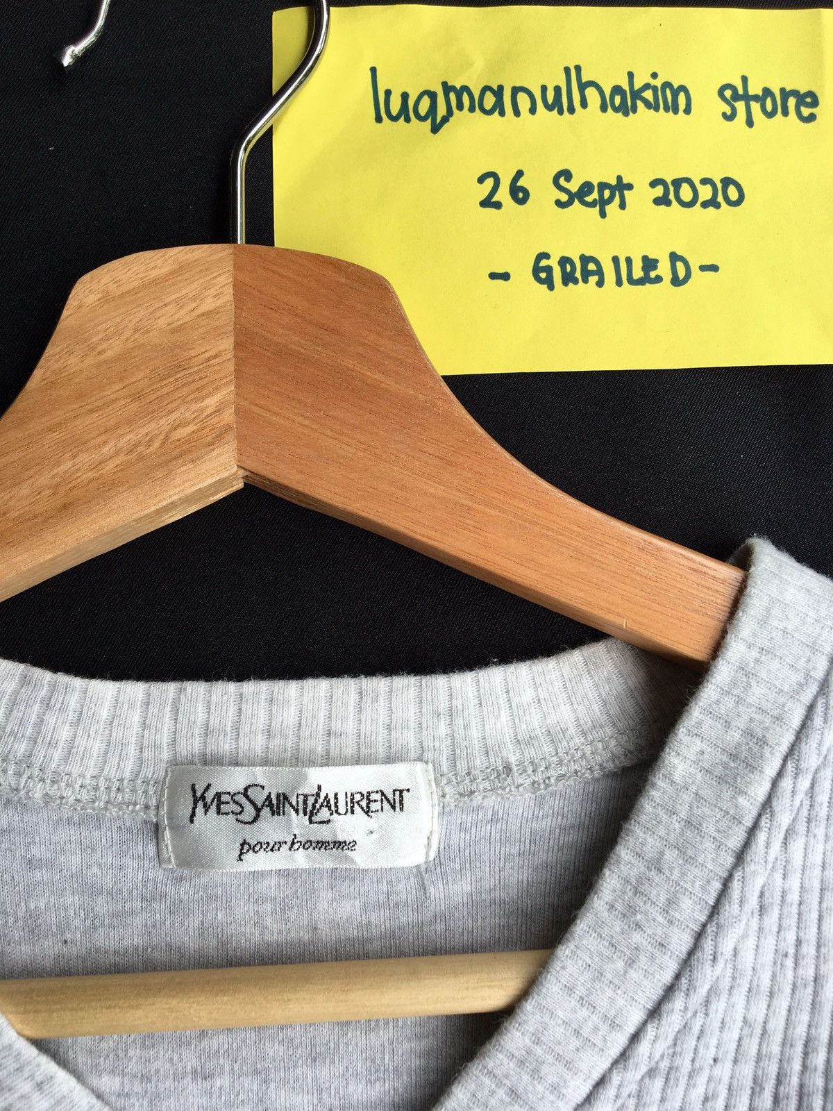 Yves Saint Laurent Rare YSL Yves Saint Laurent Embroidred Logo Spellout Tshirt Size US M / EU 48-50 / 2 - 6 Thumbnail