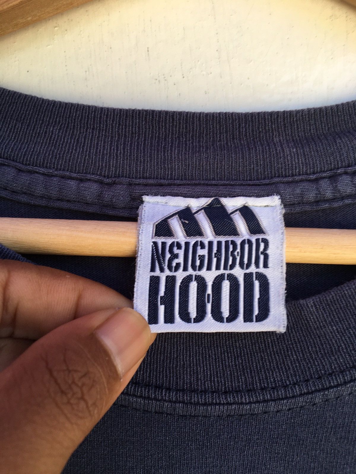 Neighborhood Vintage 90s Neighborhood Skateboard L.A Big Logo Tshirt Size US L / EU 52-54 / 3 - 13 Thumbnail