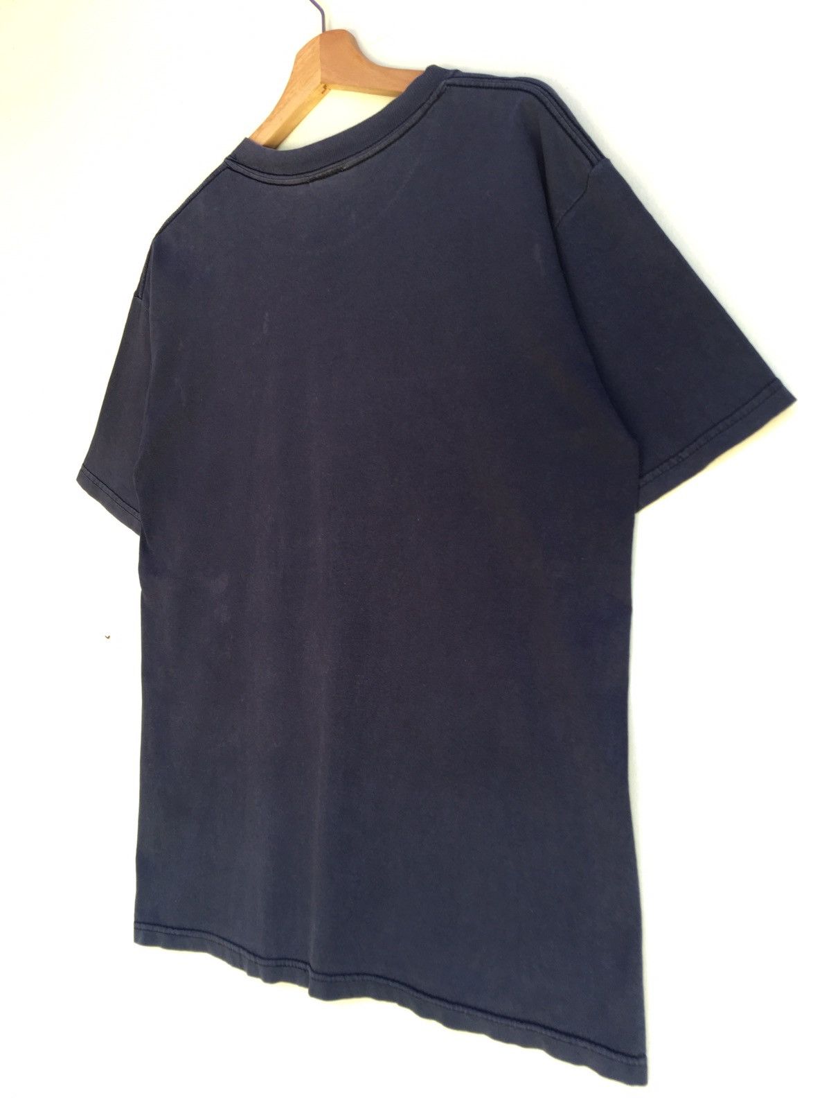 Neighborhood Vintage 90s Neighborhood Skateboard L.A Big Logo Tshirt Size US L / EU 52-54 / 3 - 12 Thumbnail