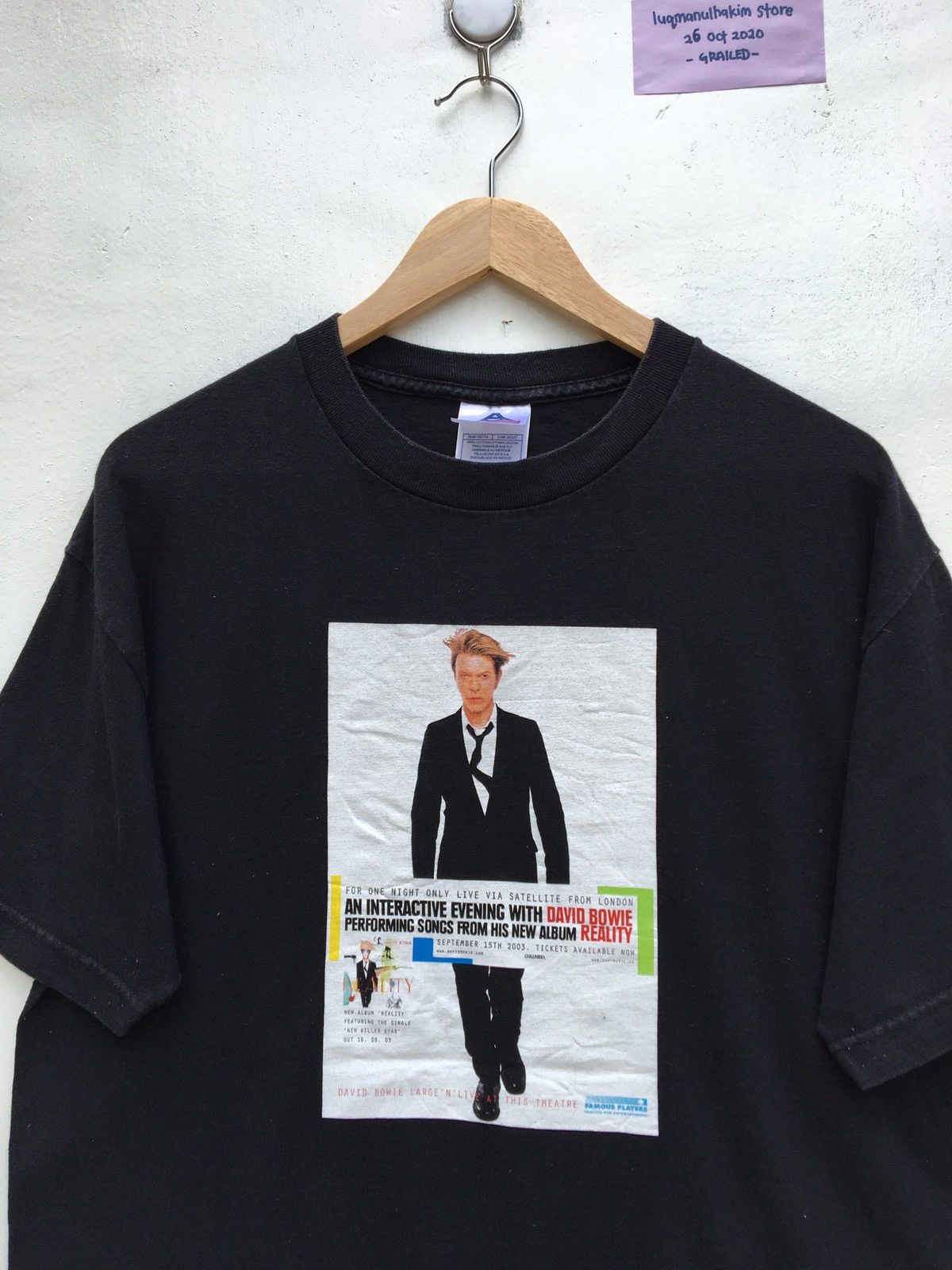 Band Tees VINTAGE 2003 David Bowie Reality OFFICIAL SONY T-Shirt Size US L / EU 52-54 / 3 - 4 Thumbnail