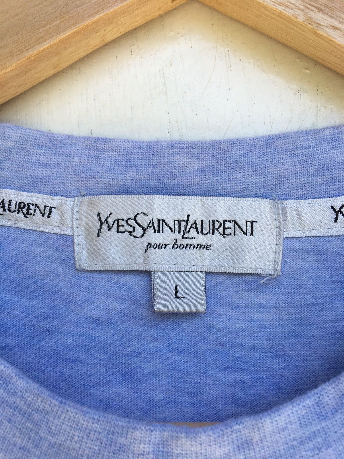 Yves Saint Laurent Yves Saint Laurent YSL BIG LOGO Printed Spellout Tshirt Size US L / EU 52-54 / 3 - 14 Thumbnail
