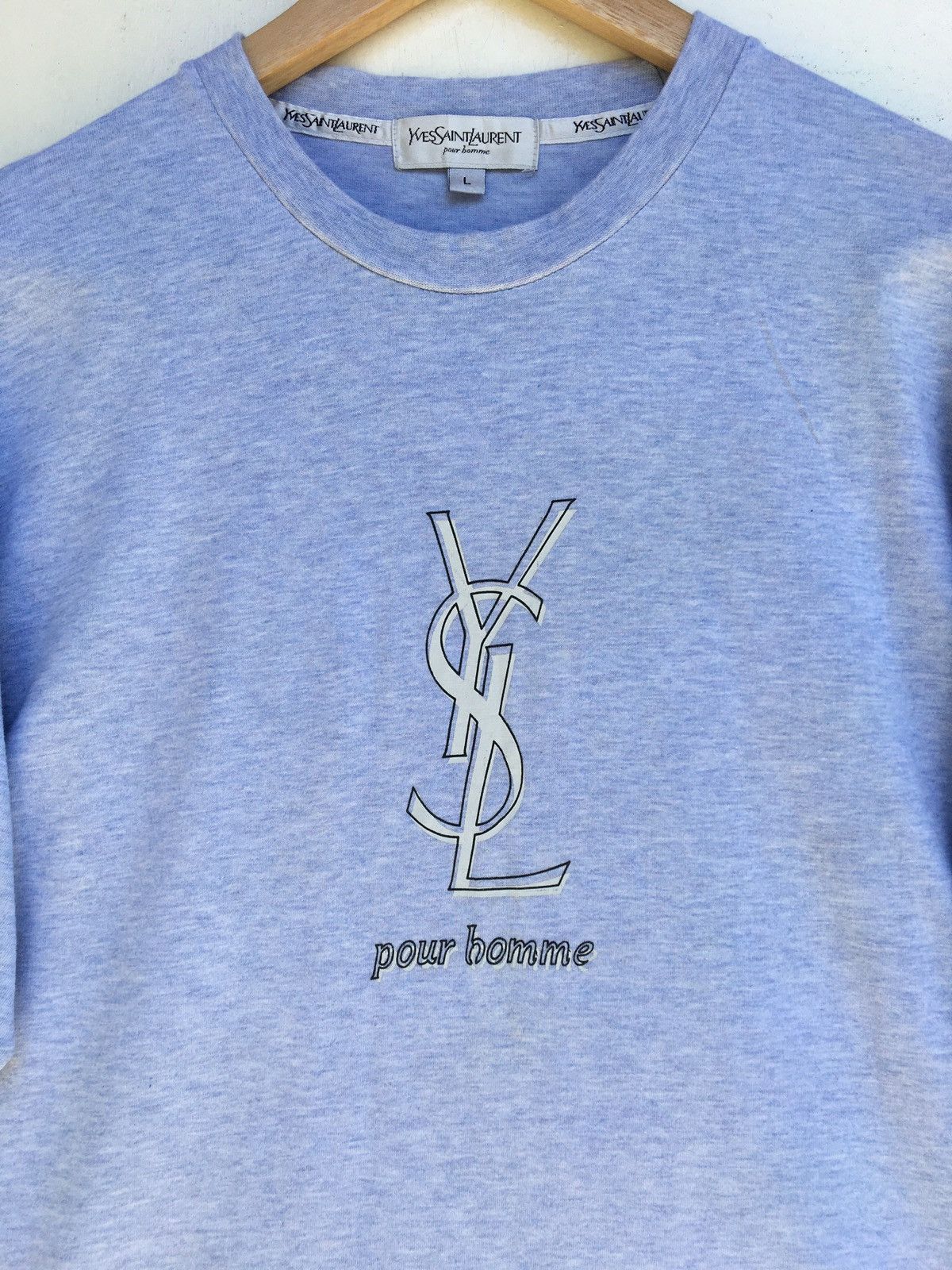 Yves Saint Laurent Yves Saint Laurent YSL BIG LOGO Printed Spellout Tshirt Size US L / EU 52-54 / 3 - 1 Thumbnail