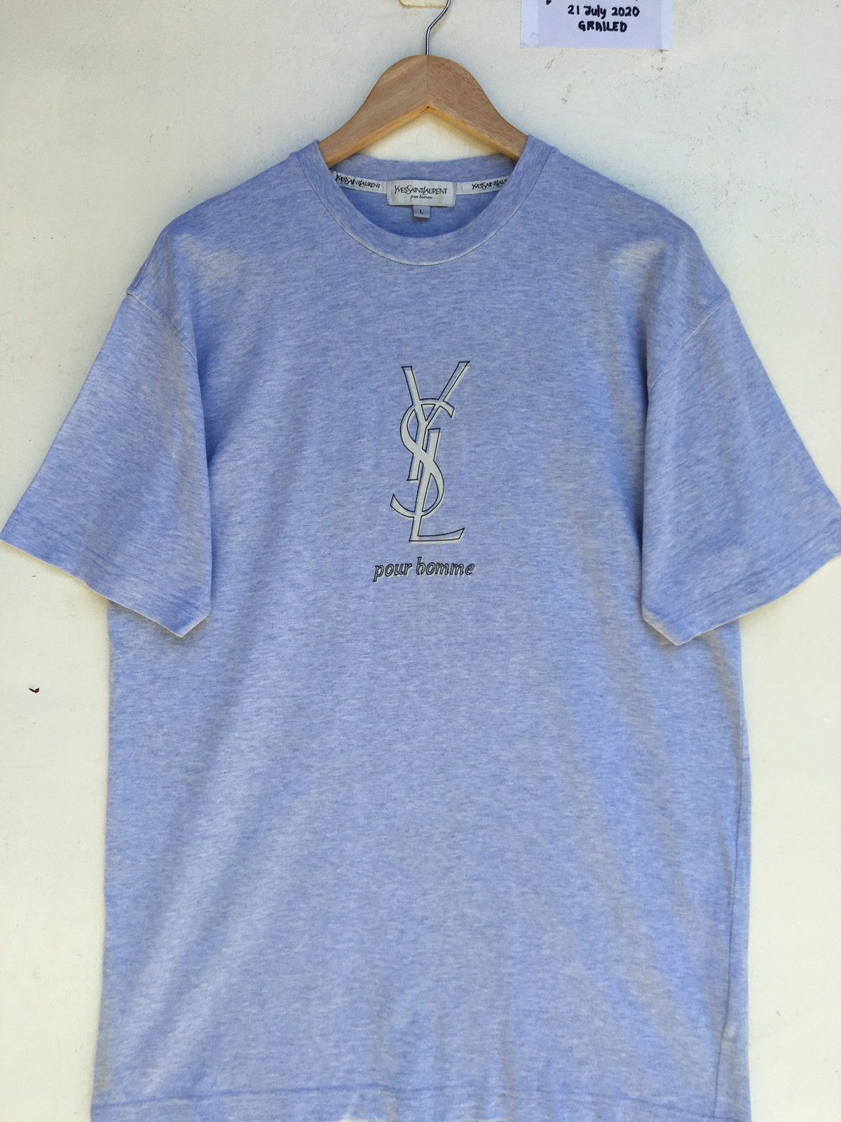 Yves Saint Laurent Yves Saint Laurent YSL BIG LOGO Printed Spellout Tshirt Size US L / EU 52-54 / 3 - 5 Thumbnail