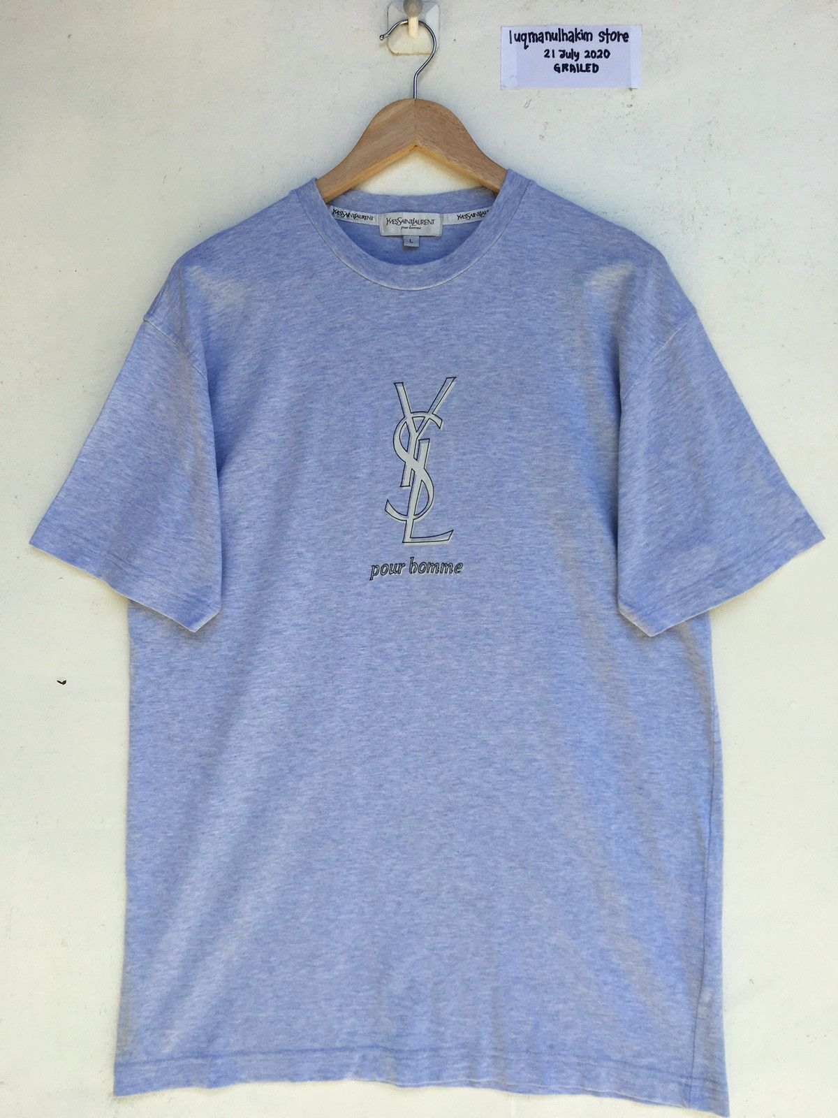 Yves Saint Laurent Yves Saint Laurent YSL BIG LOGO Printed Spellout Tshirt Size US L / EU 52-54 / 3 - 2 Thumbnail