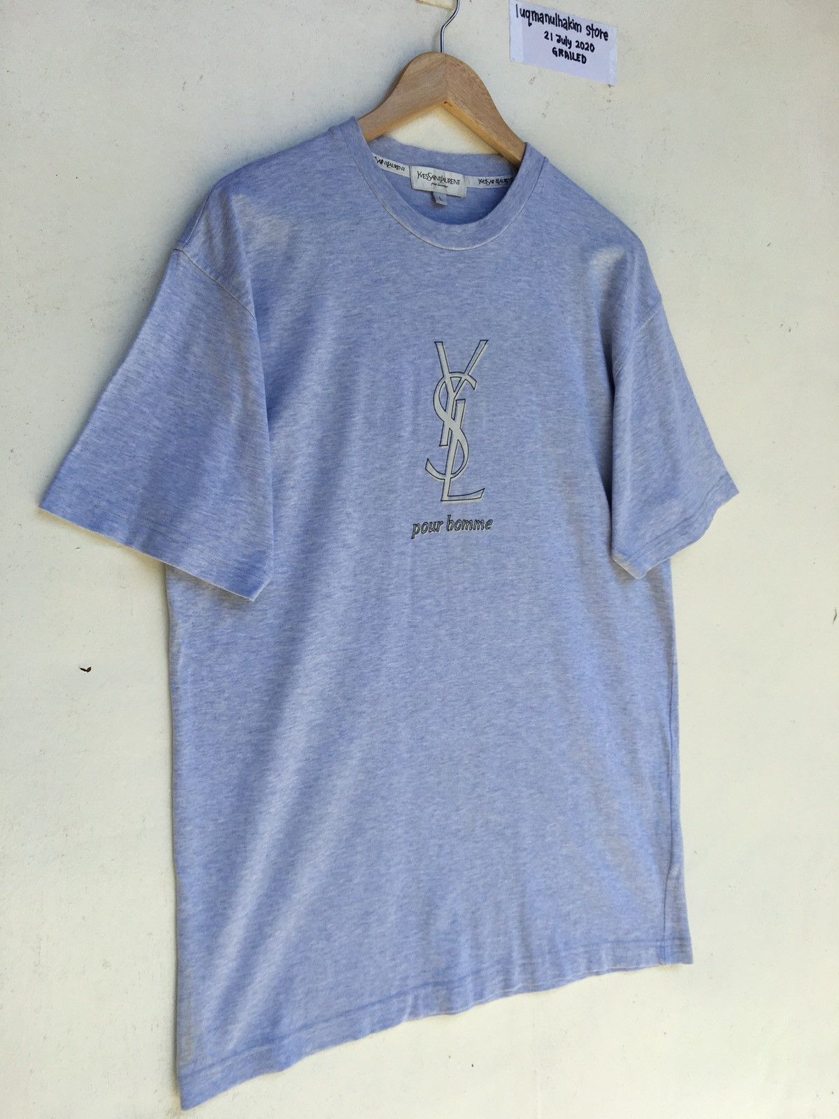 Yves Saint Laurent Yves Saint Laurent YSL BIG LOGO Printed Spellout Tshirt Size US L / EU 52-54 / 3 - 3 Thumbnail