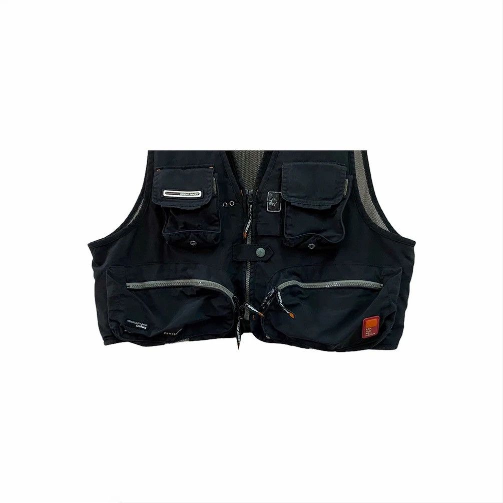 Japanese Brand FOR THE REAL FISHING GREAT BANFF TACTICAL VEST Size US M / EU 48-50 / 2 - 6 Thumbnail