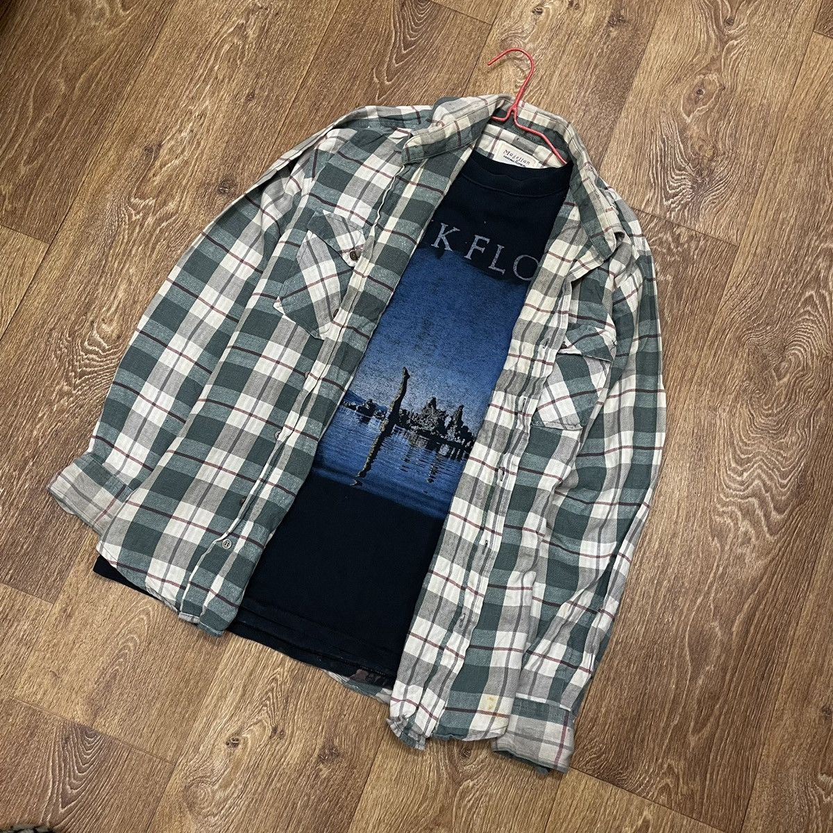 Vintage Vintage 90s Plaid Shirt Oversized Grunge Faded Workwear M Size US M / EU 48-50 / 2 - 6 Thumbnail