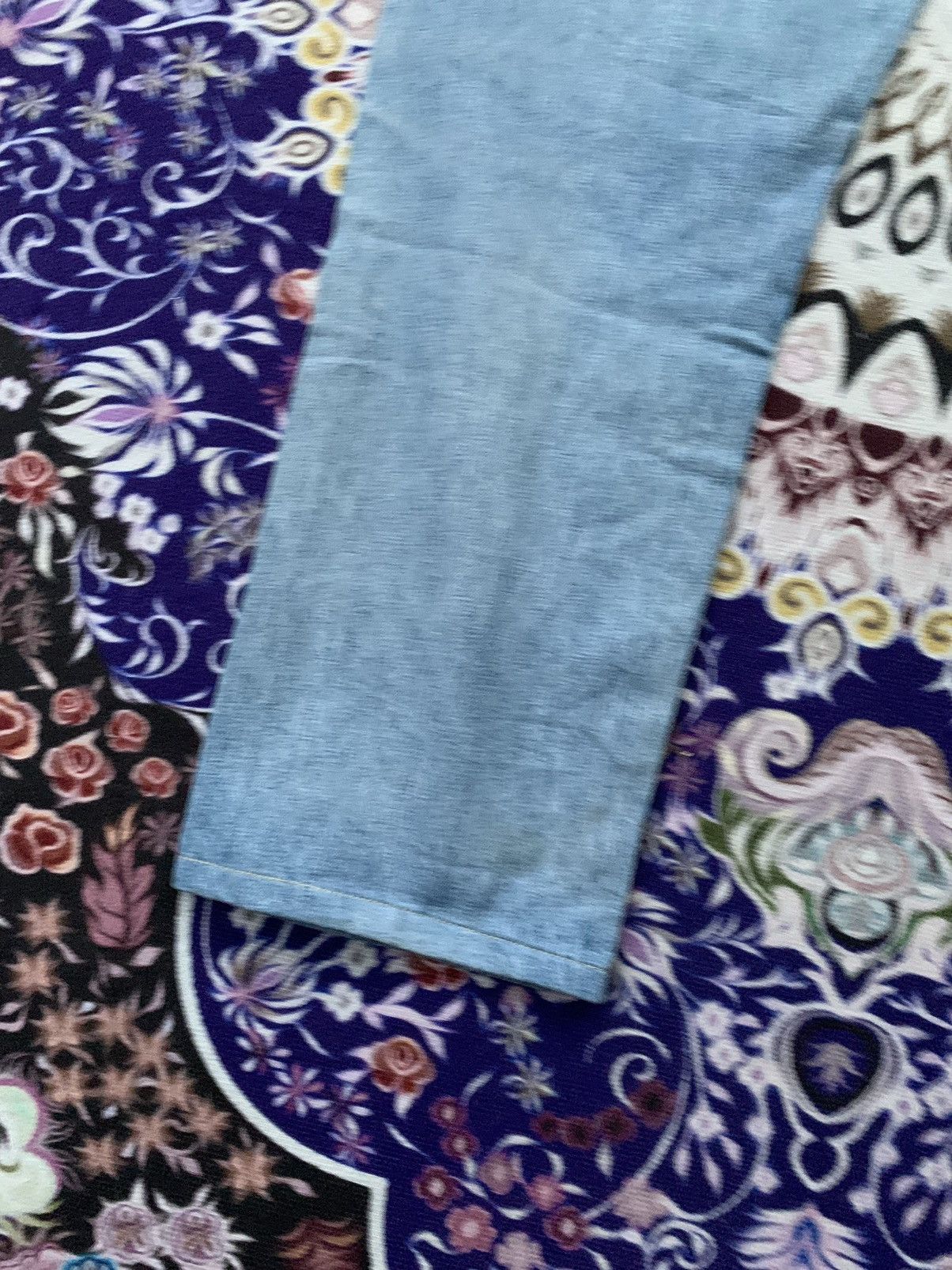 DKNY × Designer Vintage DKNY Faded Distressed Denim Size US 35 - 9 Thumbnail