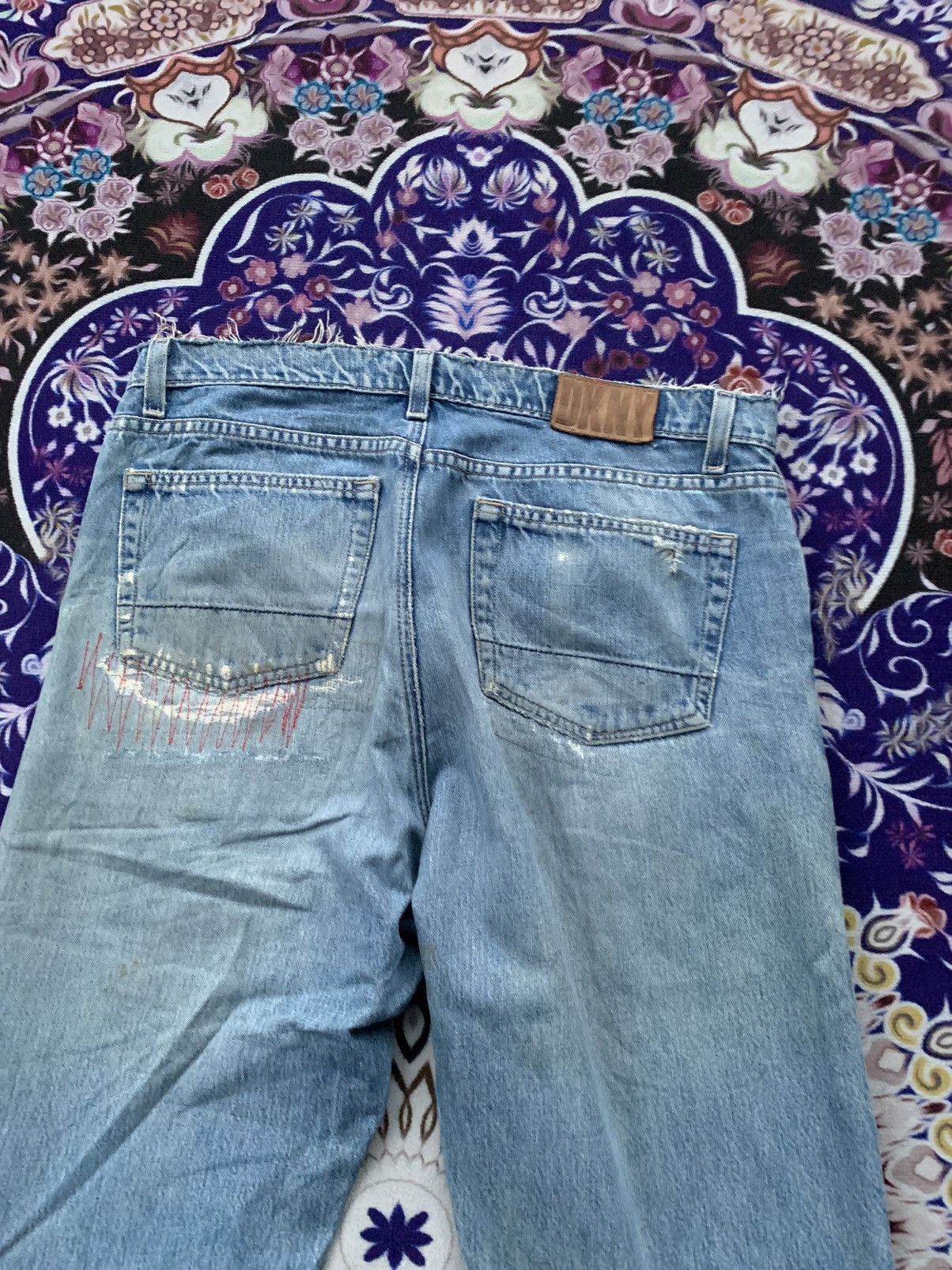 DKNY × Designer Vintage DKNY Faded Distressed Denim Size US 35 - 10 Thumbnail